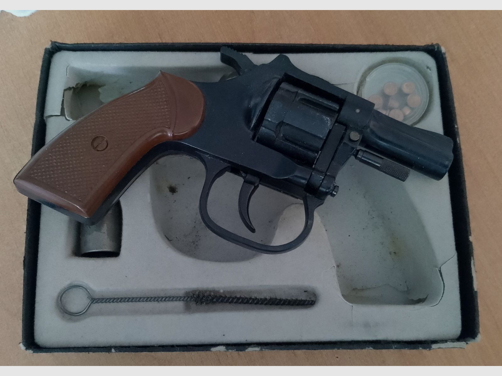 Cuno Melcher ME 86 w kal. 6 mm Knall z kielichem wystrzałowym!