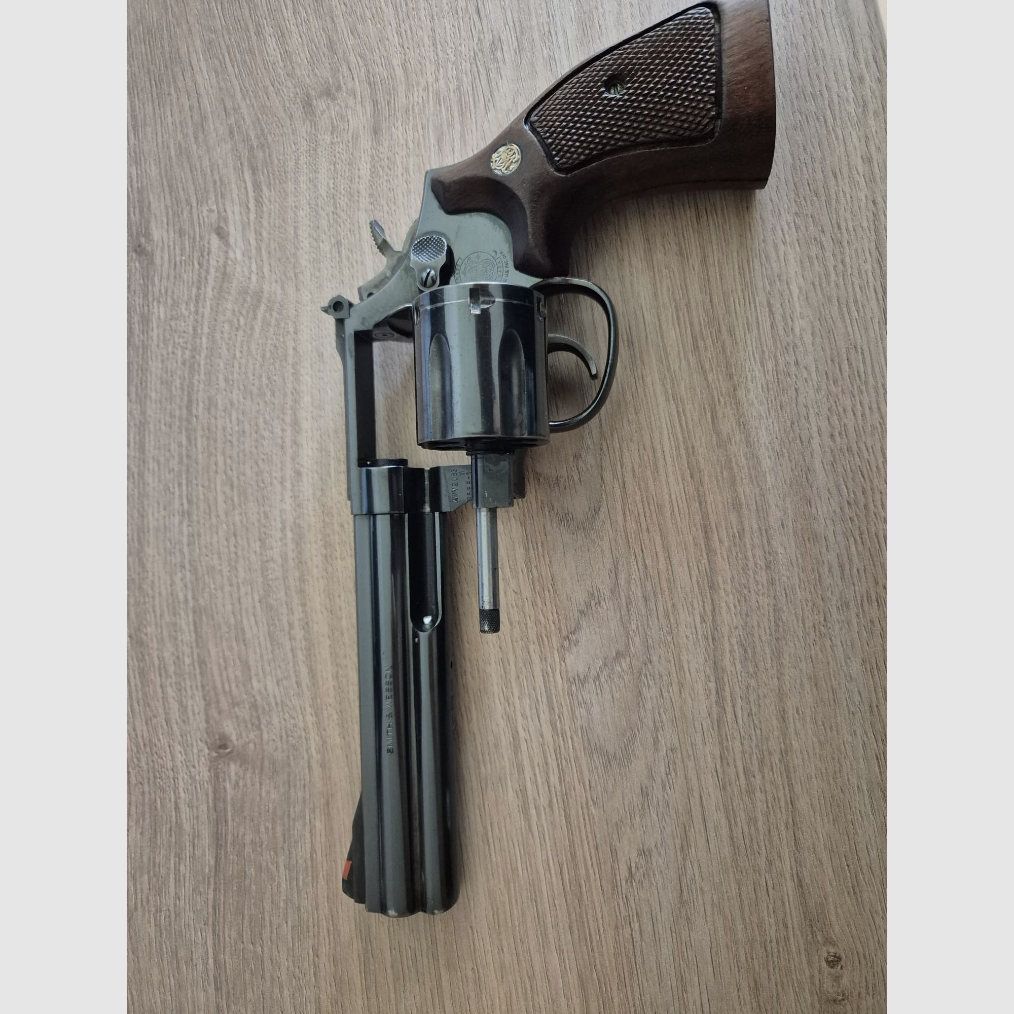 Smith and Wesson 586-1