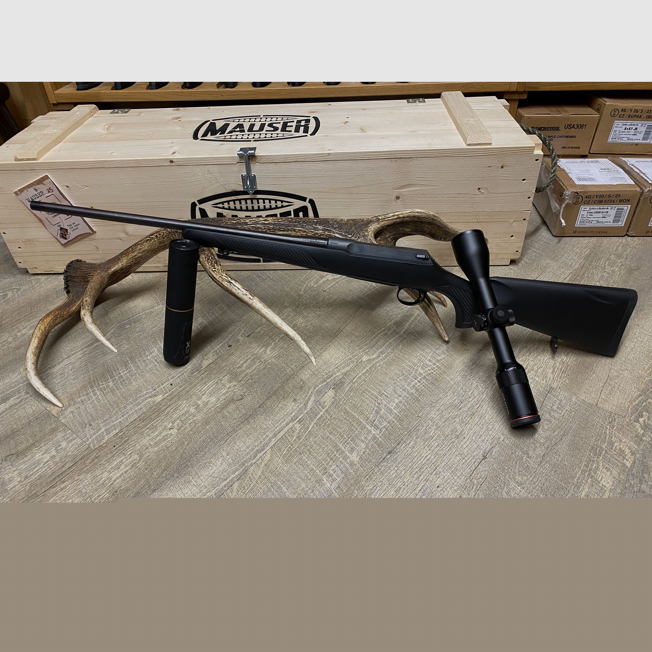 Sauer 100 Classic XT, mit Kite B6 2-12x50