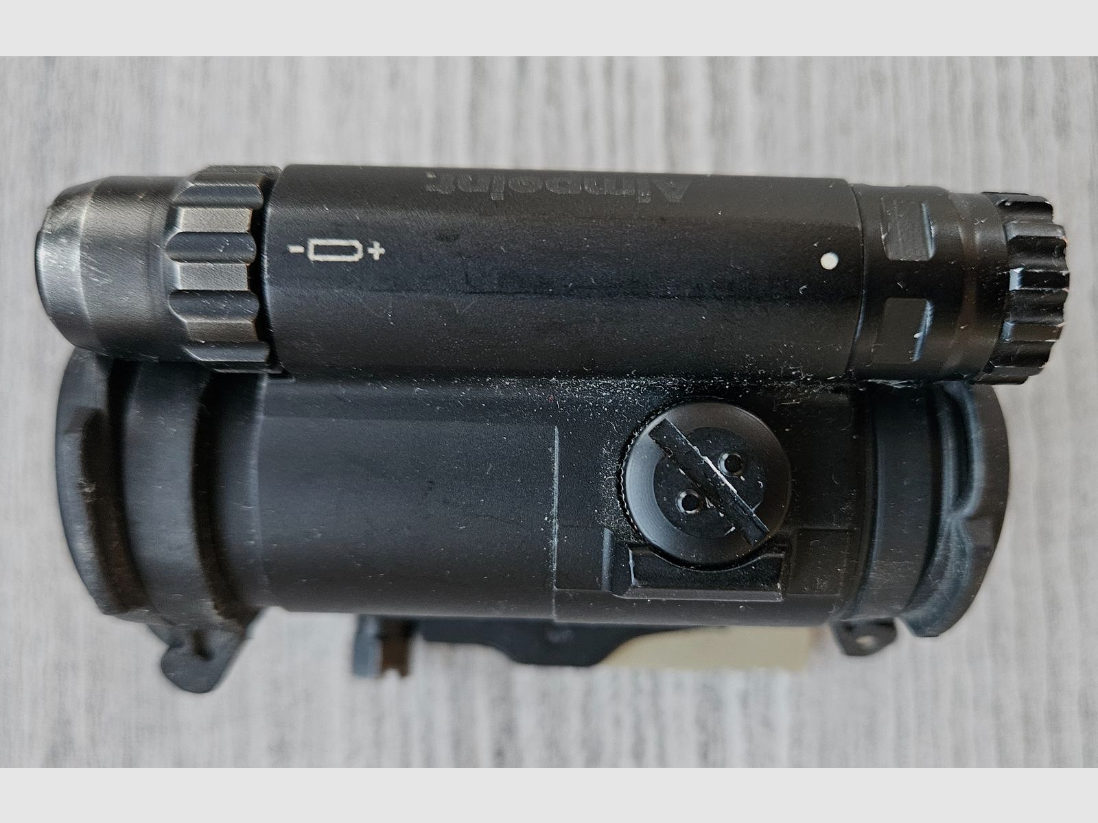 Aimpoint com m5 avec montage micro lrp, image 4 sur 8