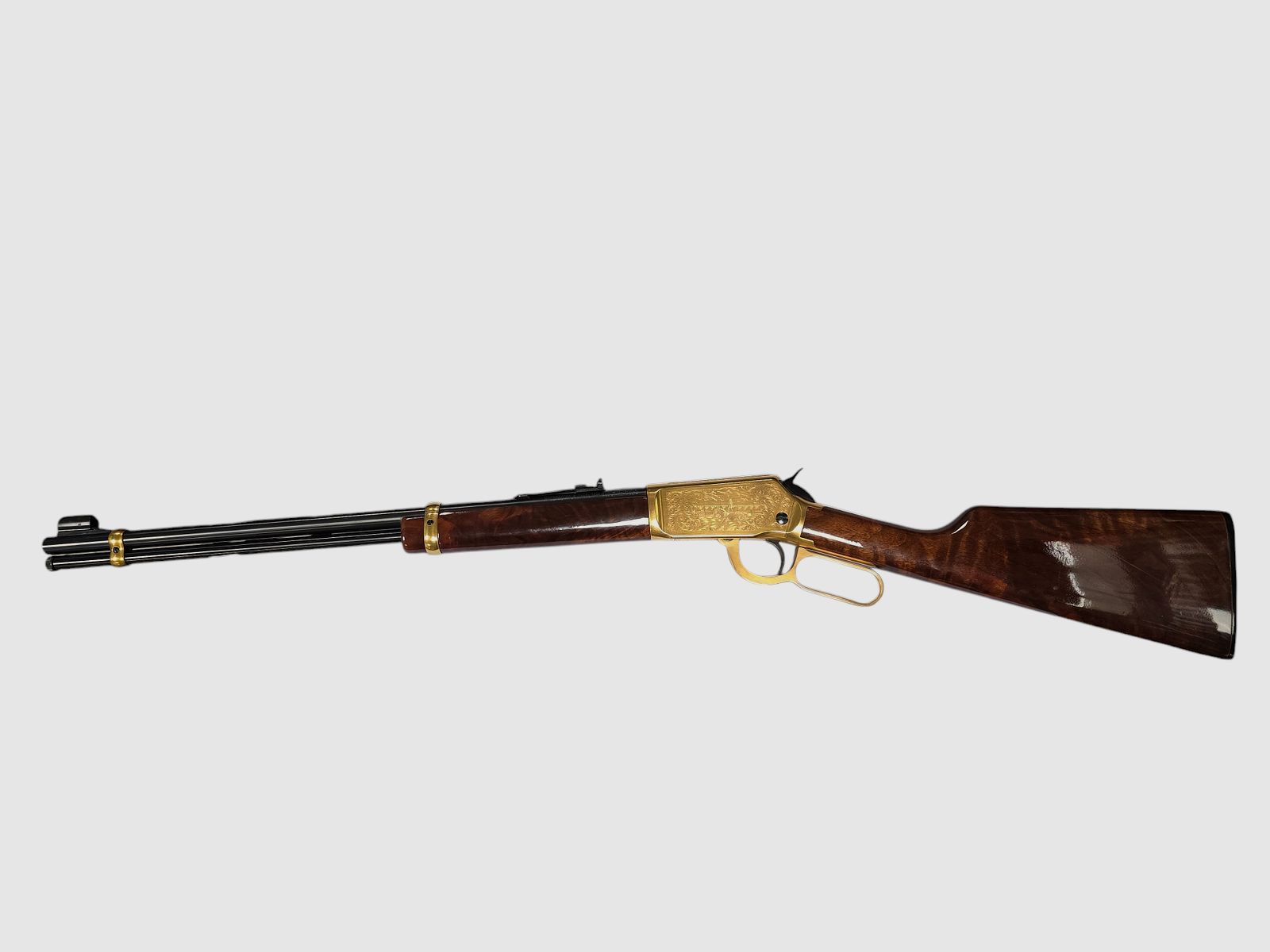 Winchester Annie Oakley CommemorativeKaliber: .22lr Unterhebelrepetierer Klassiker