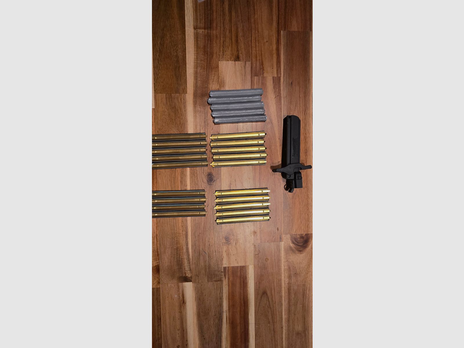 Striplula with US Army metal charging strip