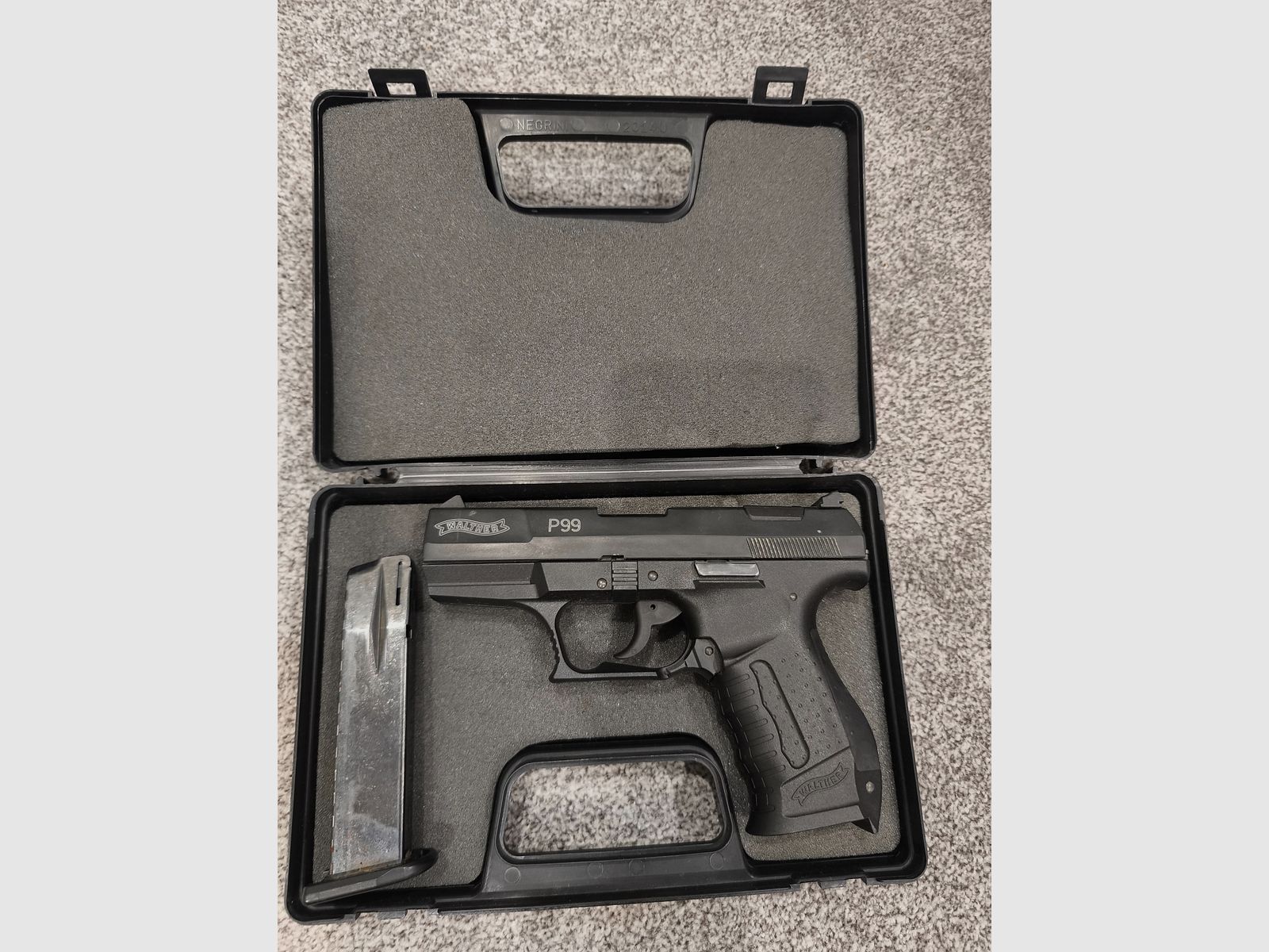 Walther P99 Schreckschusspistole im Kaliber 9 mm P.A.K., Bild 6 von 12