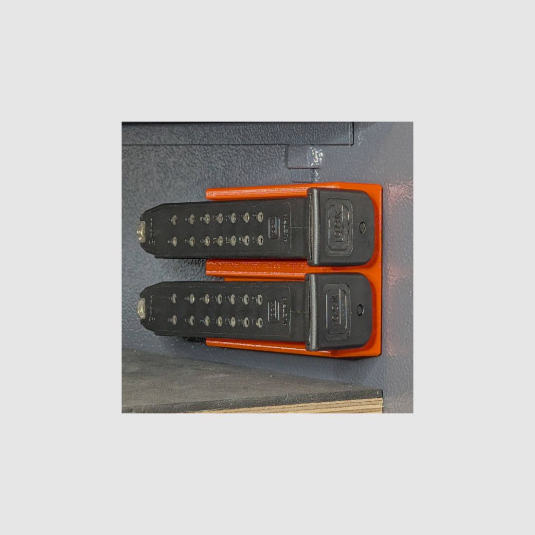 Magnetischer Magazinhalter für 23mm Breite Magazine für Waffenschrank - UltraCompact - Zubehör für den Waffenschrank