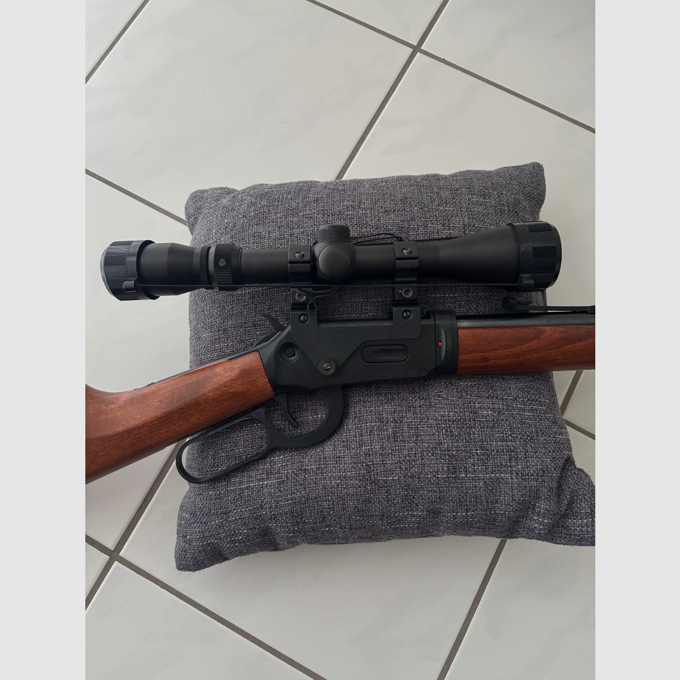 Walther Lever Action CO2 Geweer