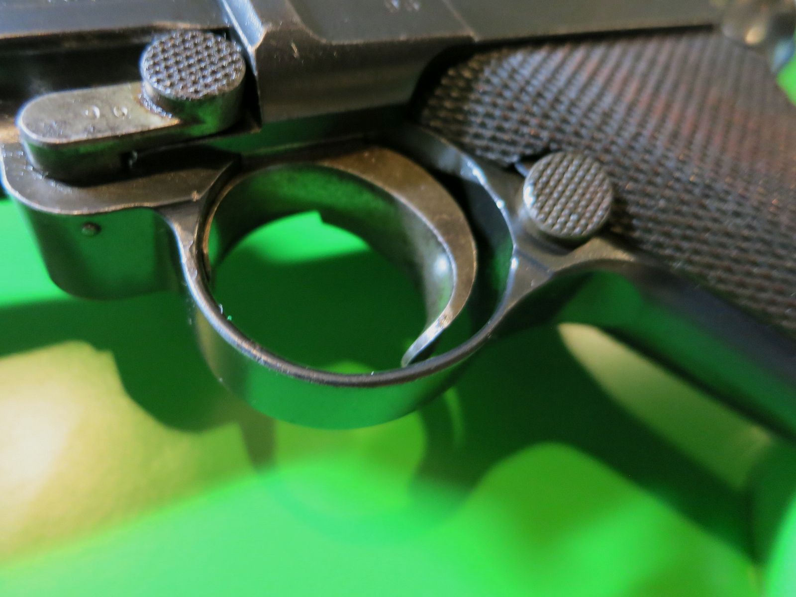 Deutsche Waffen- und Munitionsfabriken (DWM) 1915 , lange Pistole 08 P08, Ari P08 (Artillerie), 9 mm Luger     #61-