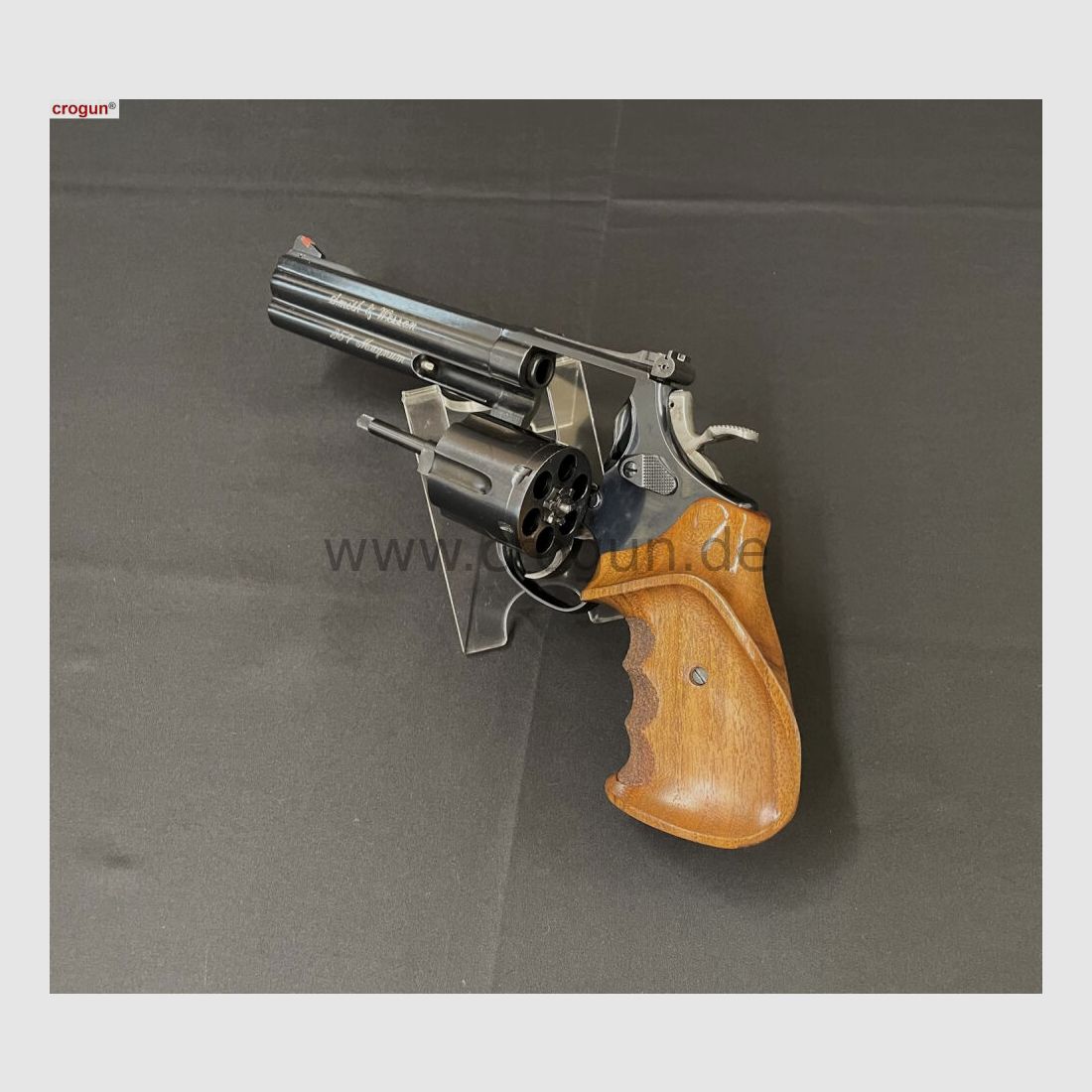 Smith & Wesson 586-4 Target Champion