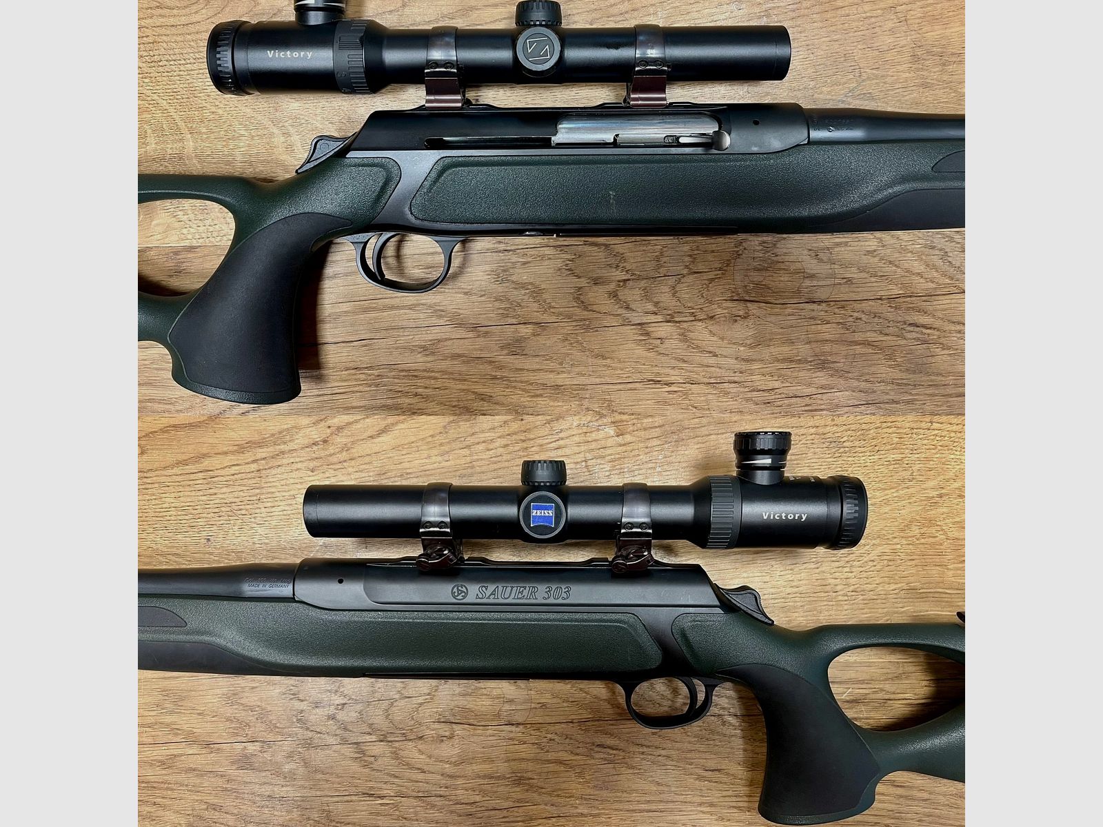 Sauer mit Zeiss Victory Varipoint Drückjagdglas 303 Synchro XT