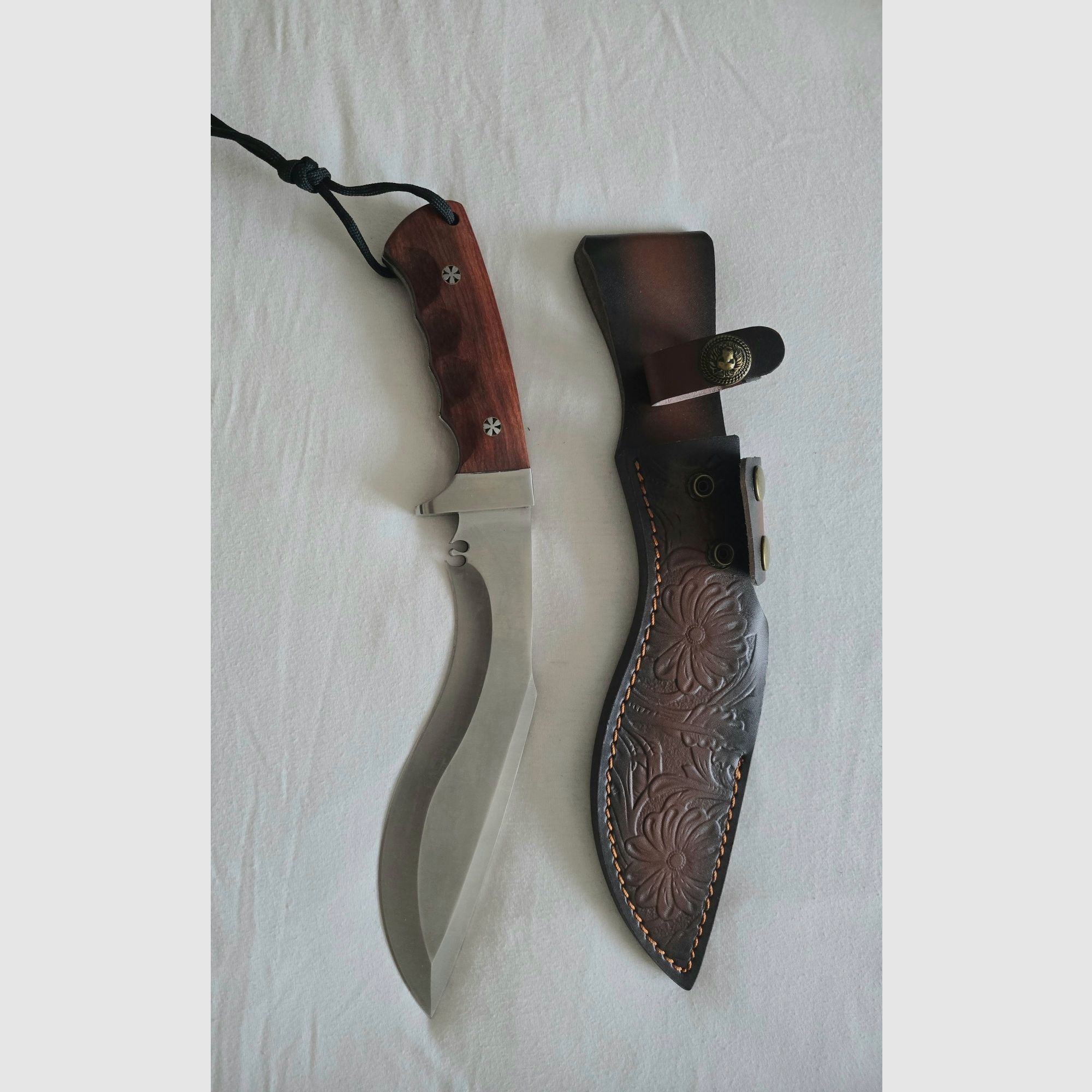 Couteau Kukri Purple Dragon – Couteau robuste pour l'extérieur avec étui en cuir embossé