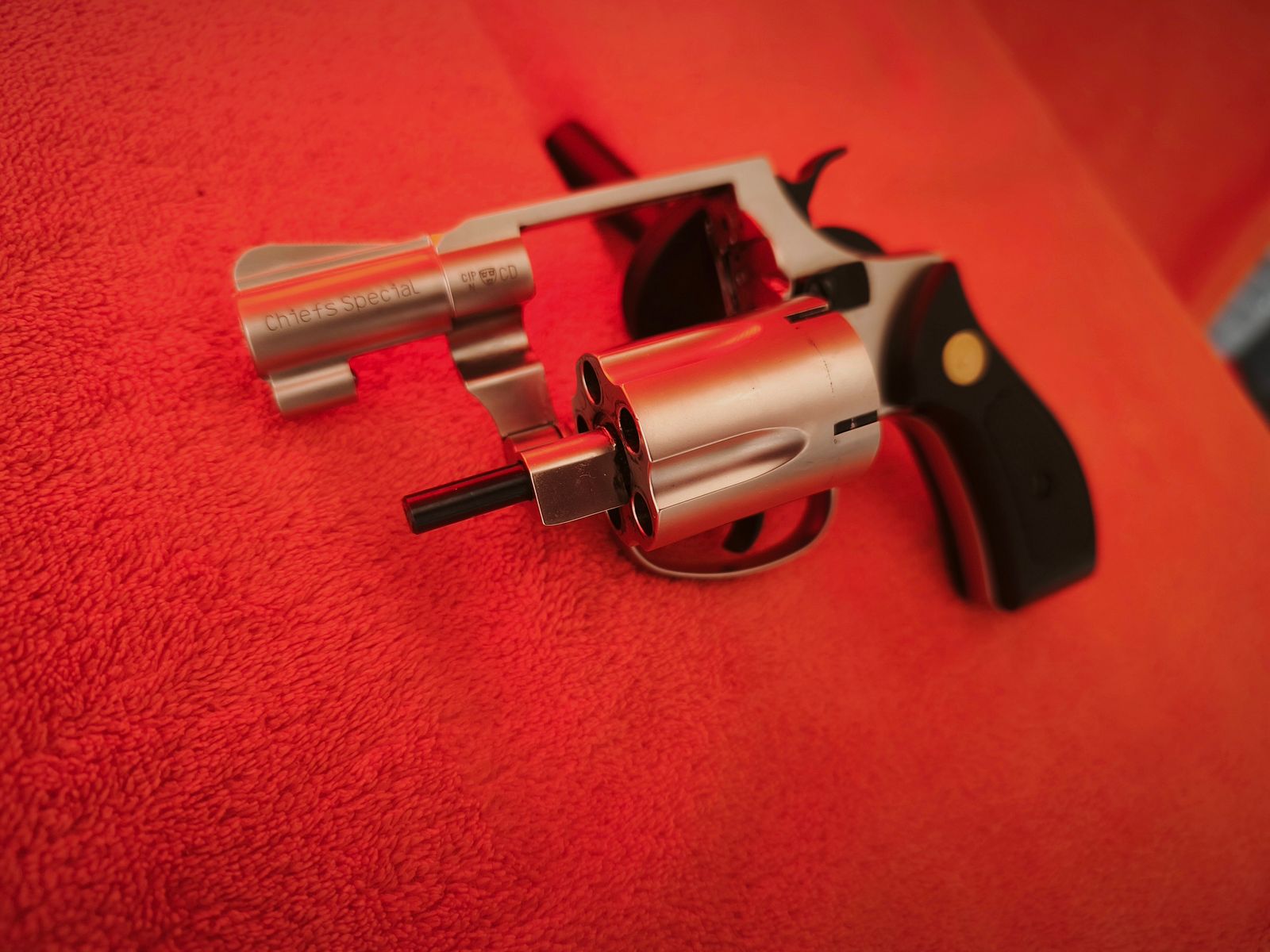  Smith & Wesson / Colt Chiefs Special – Schreckschuss Revolver, Top-Zustand (< 30 Schuss)