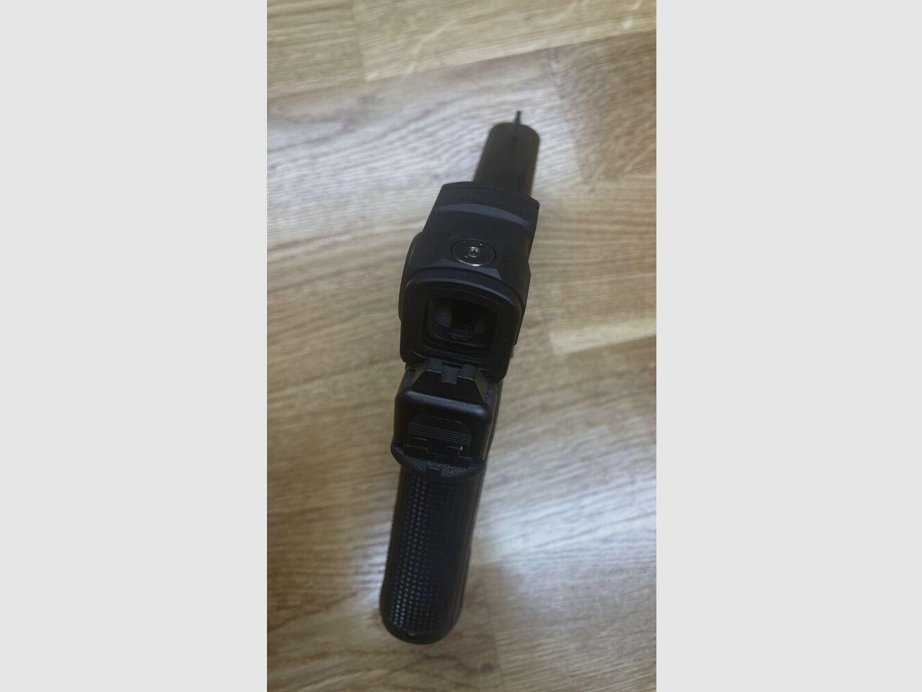 Glock 17 Gen5 MOS with Aimpoint ACRO P-2 + AMERIGLO SD Sights including Aimpoint adapter plate for Aimpoint, all mounted! Night vision levels