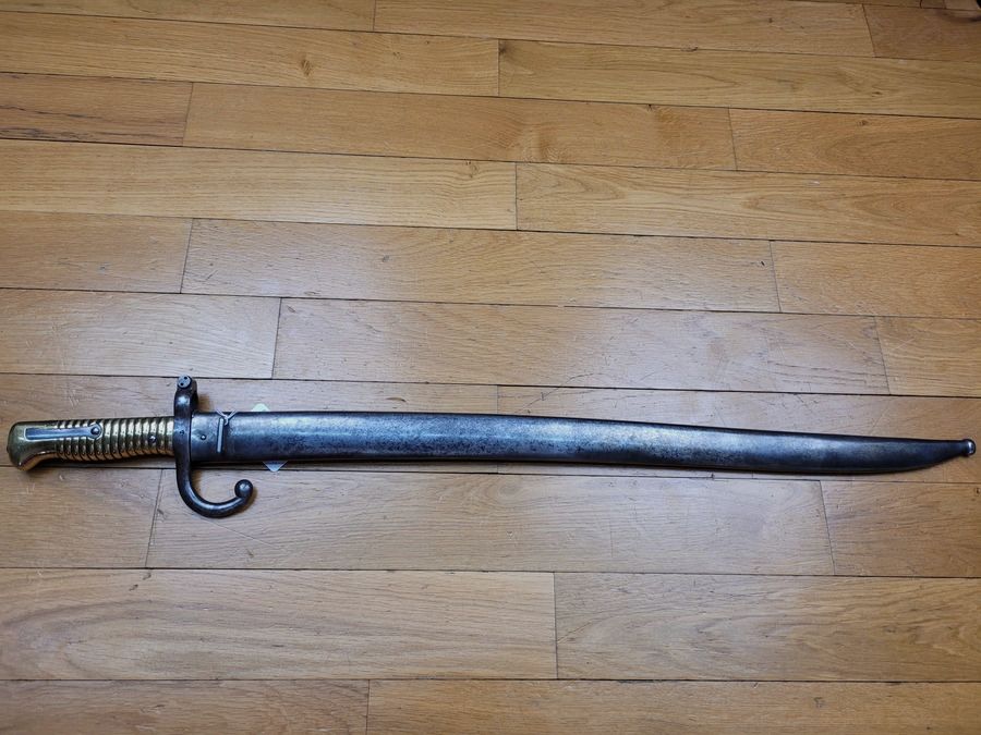 Très belle baïonnette Chassepot pour fusil modèle 1866 – à l&rsquo;infanterie de Marine – Poinçon à l&rsquo;ancre – Manufacture de Châtellerault – Juillet 1873 au numéro TBE +, image 18 sur 19