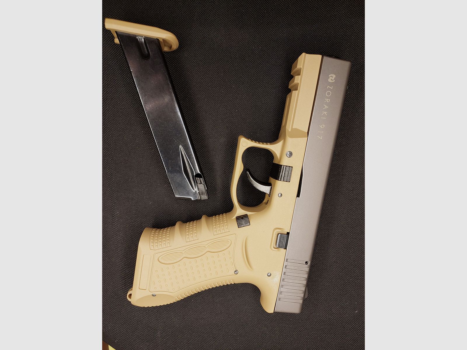 Zoraki 917 pistola de fogueo 9mm P.A.K. desierto TAN TITANSCHLITTEN (PTB 1023)