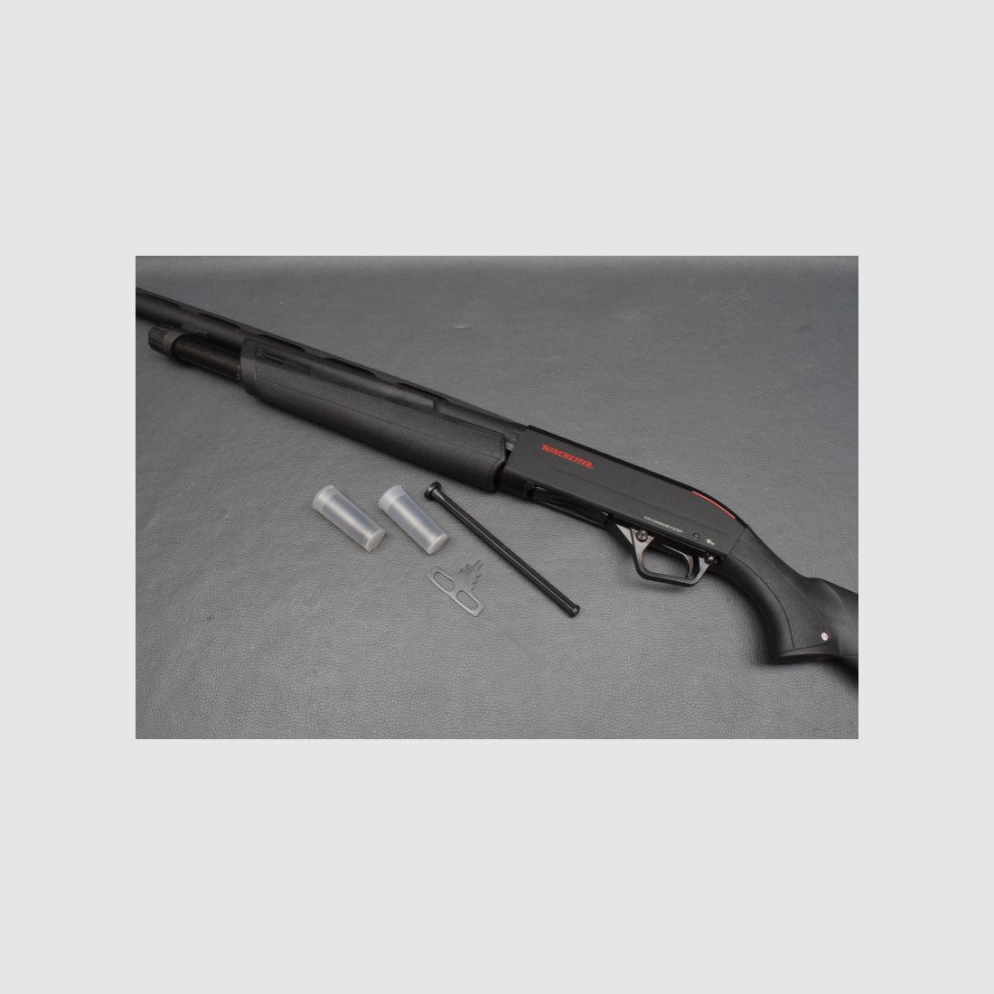 Winchester Repetierflinte, SXP Black Shadow, Lauflänge 66cm, Kal. 12/76 Magnum, Neuware