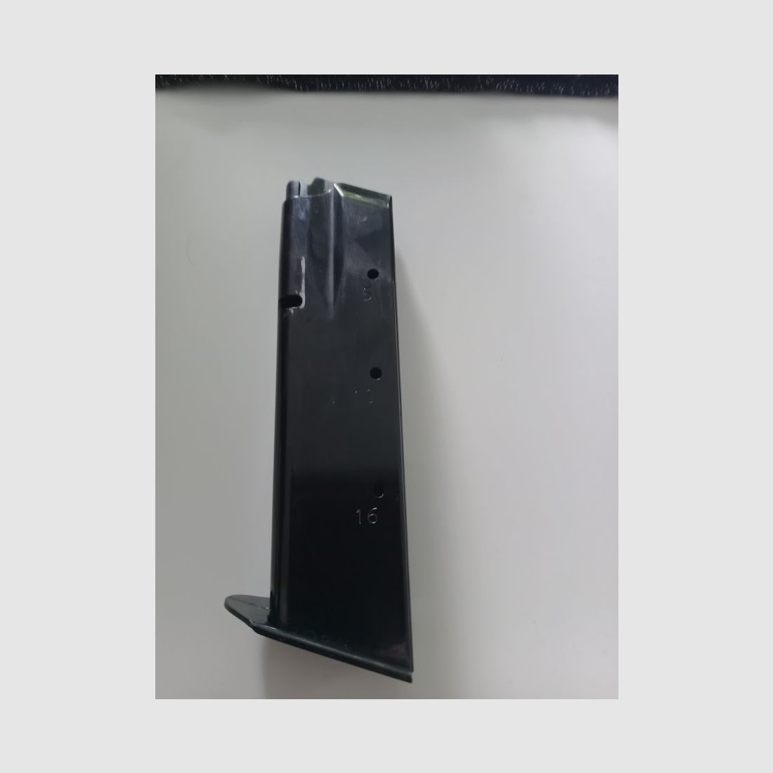 Magazin für CZ 75, CZ 85, CZ 75 SP-01 Shadow, CZ Shadow 2. 9x19 , 17 Patronen