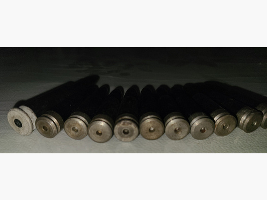 11x PUFFER PATRONEN PLASTE METAL TROCKENTEST  ENTMILITARISIERT cal. UNBEKANNT