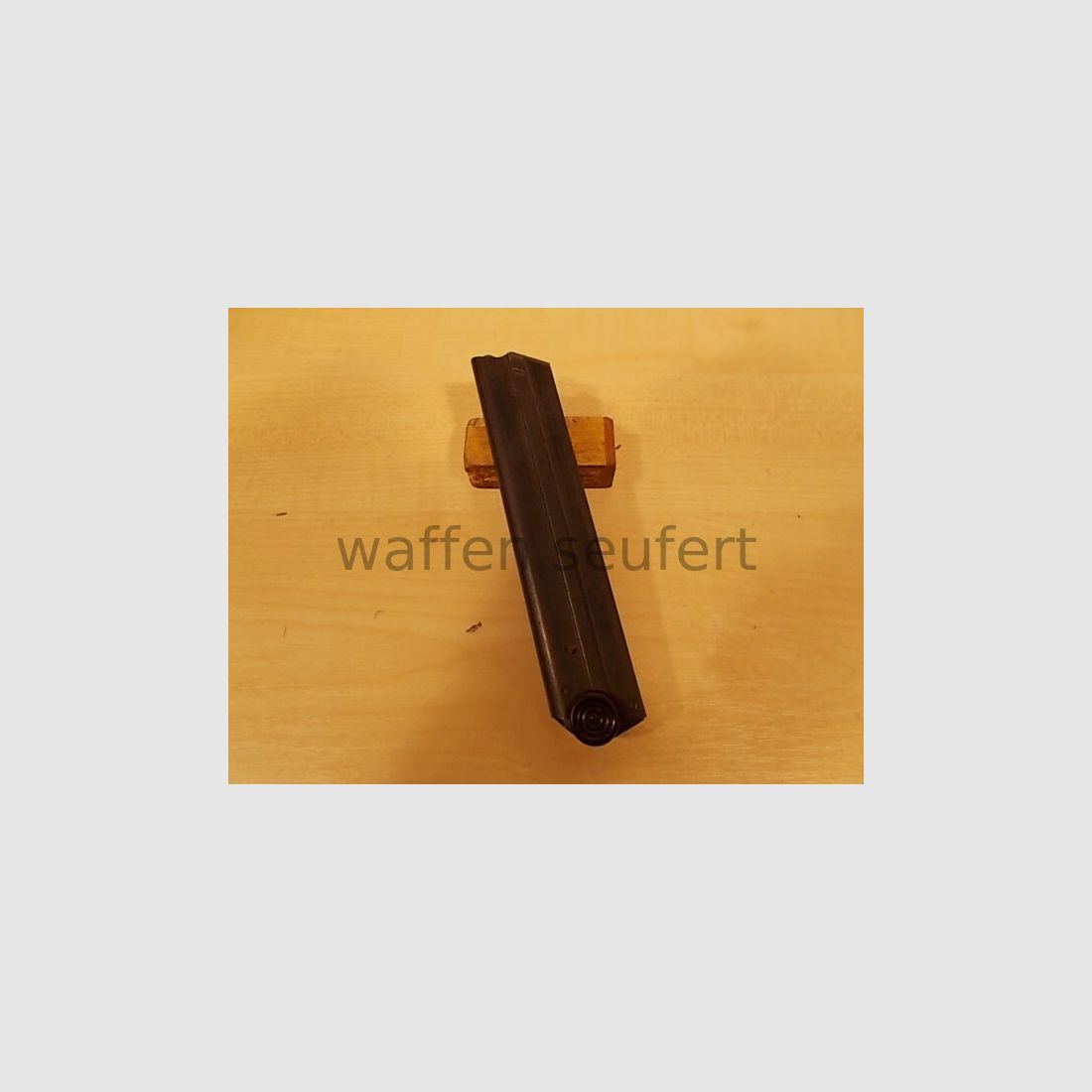 08 cargador de repuesto para pistola 8 cartuchos 9mm Luger base de plástico, imagen 2 de 2