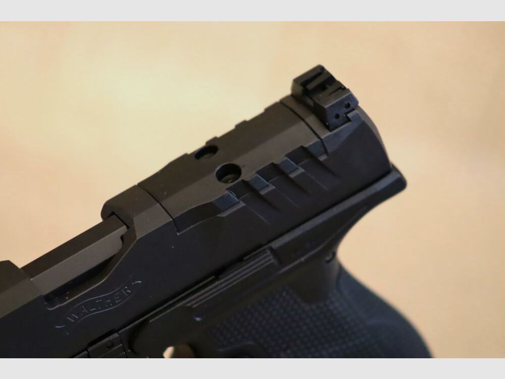 Walther Pistole PDP Full Size V2 – 5" OR, 20 Schuss 9mmLuger, mit 2 x 20 Schuss Magazin u. Magazintrichter