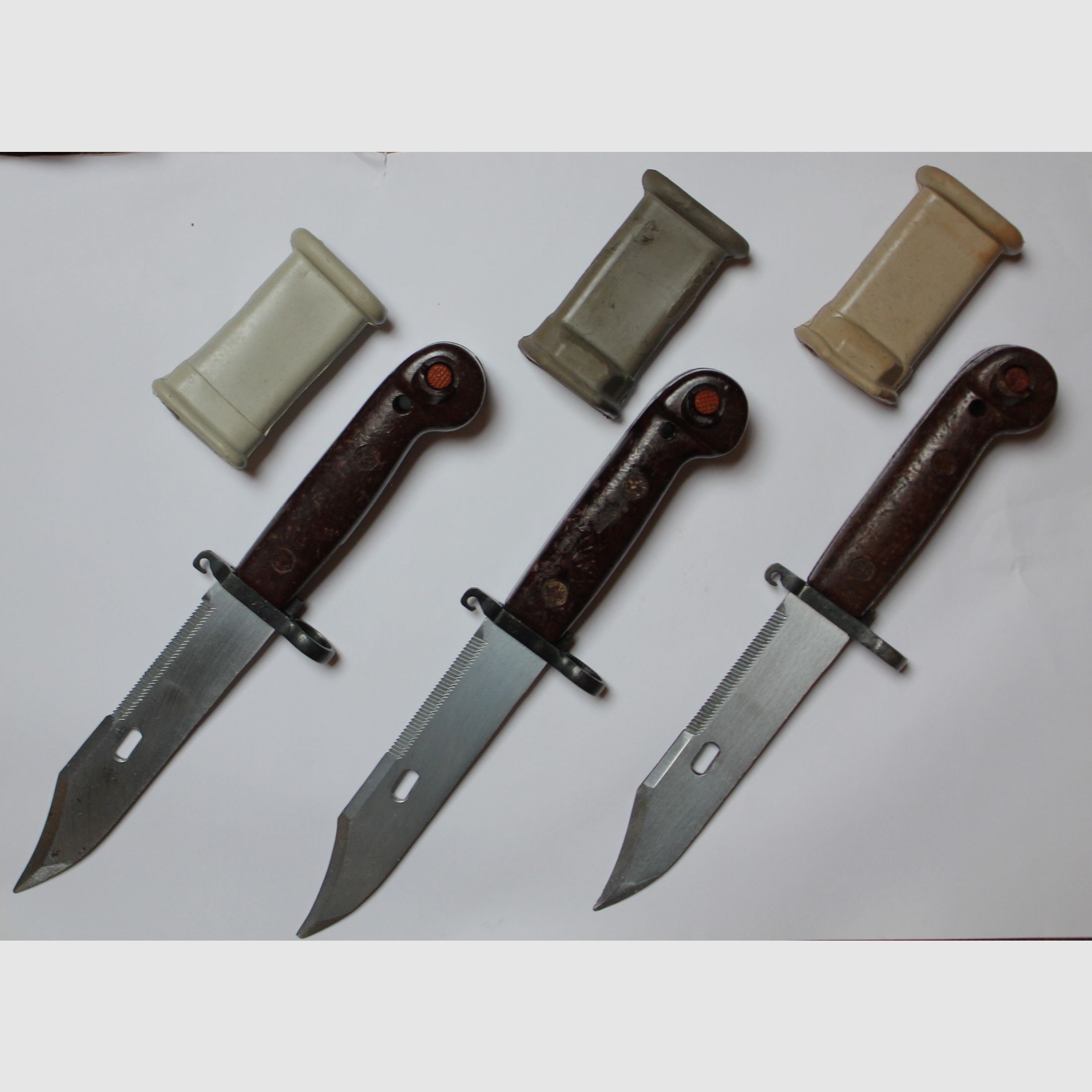 VB Rumänische 6h3 AK Bajonette Kombination frei wählbar (Romanian 6x3 AK Bayonets)