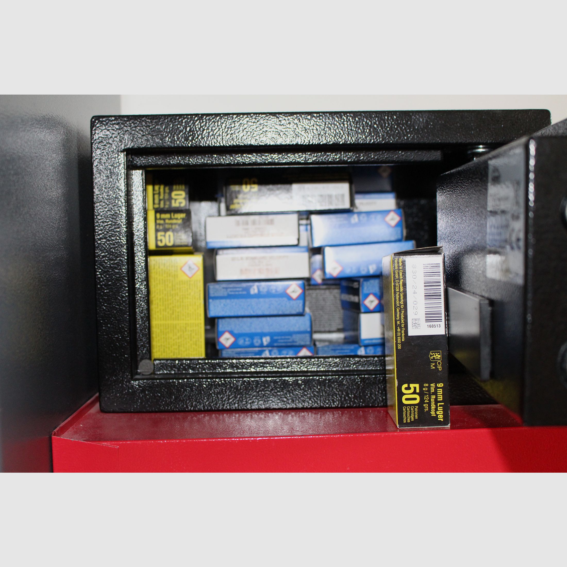 Möbeltresor bzw. Munition Safe mit dem Elektronikschloss