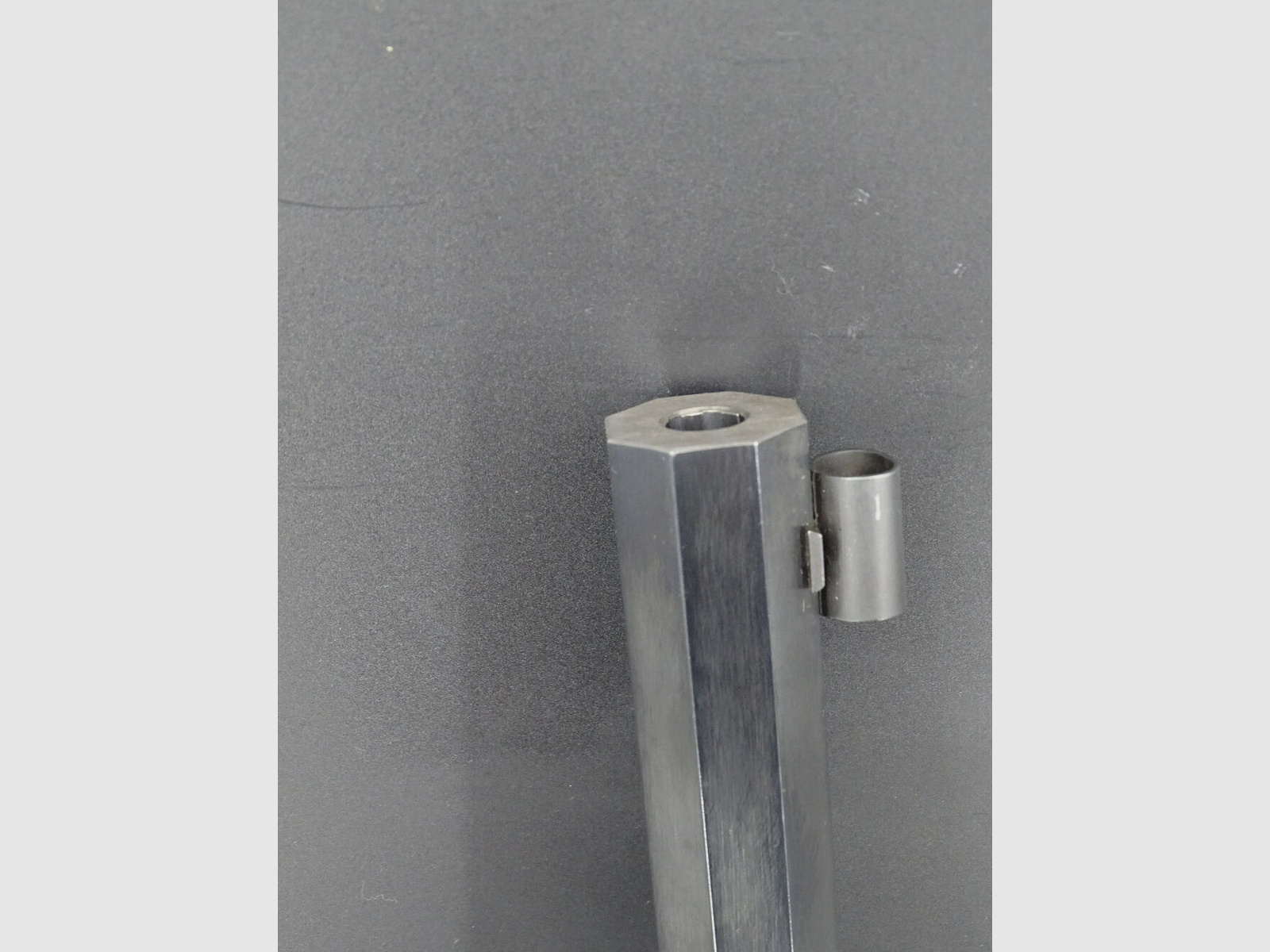 Pedersoli Rolling Block cañón octogonal de 28 mm calibre .45-70 Rolling Block con diopter