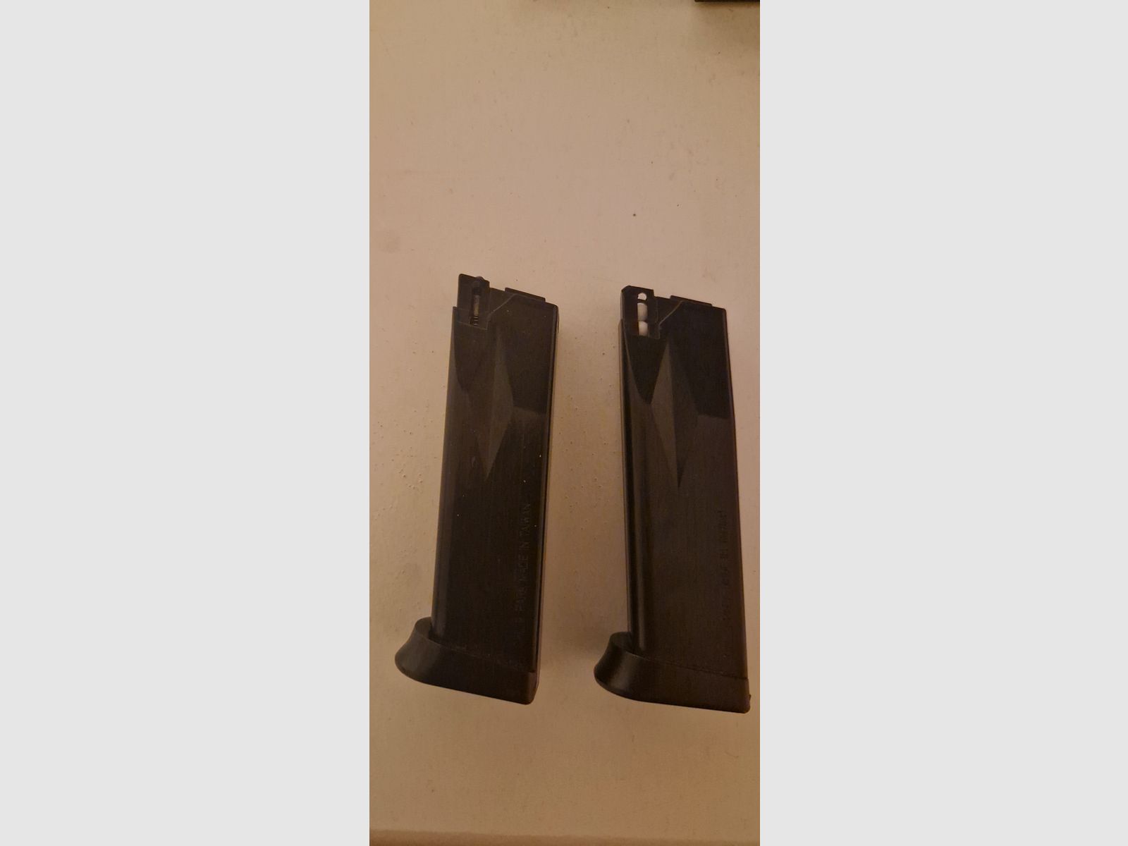 Taurus PT24/7 Airsoft 0.5 Joule