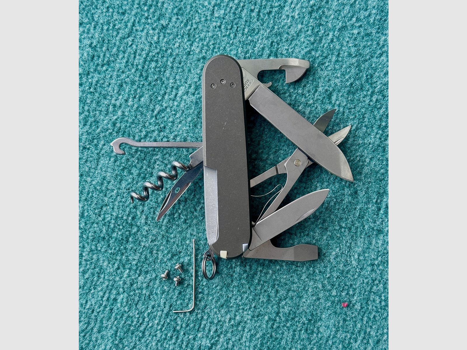 Victorinox Climber mit Titan-Griffschalen in rosty