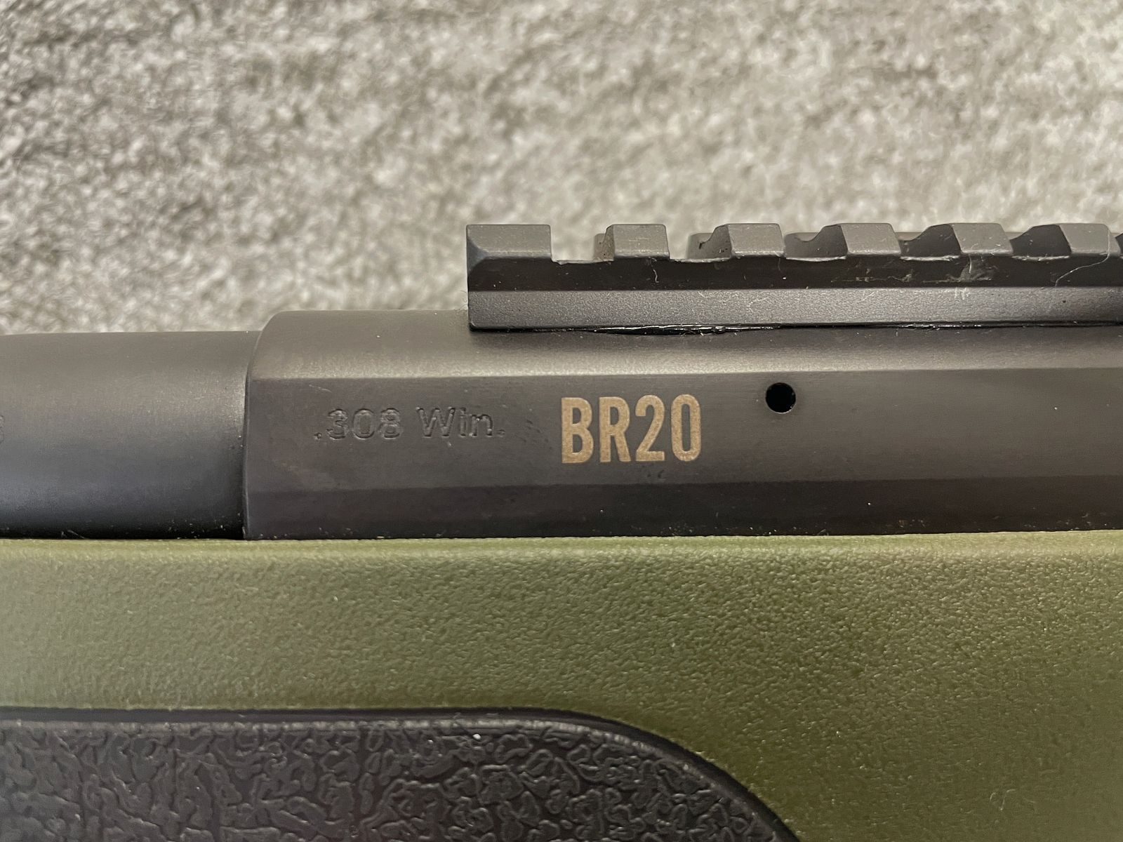 Brenner BR20 .308 Win. Polimer zielony + Tłumik SD 21