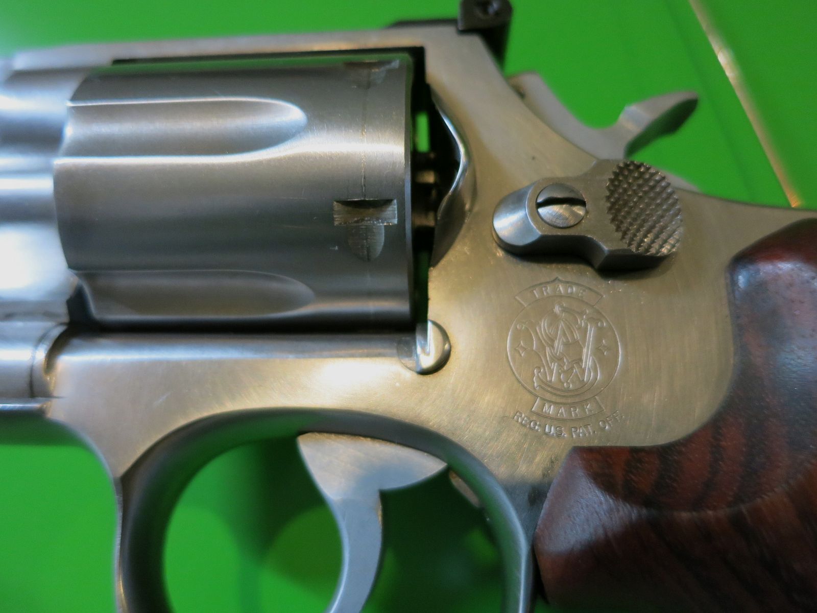 Revolver, SMITH&WESSON, Mod. 686 , .357 Magnum, 6" Lauf,  Edelstahl-Version (stainless)   #15-