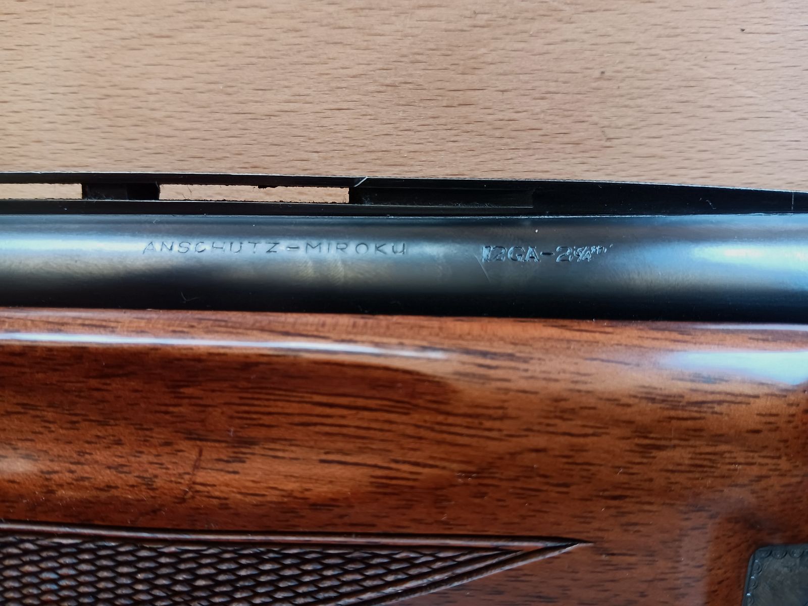 Anschütz Miroku con grilletto dorato versione da caccia con estrattori