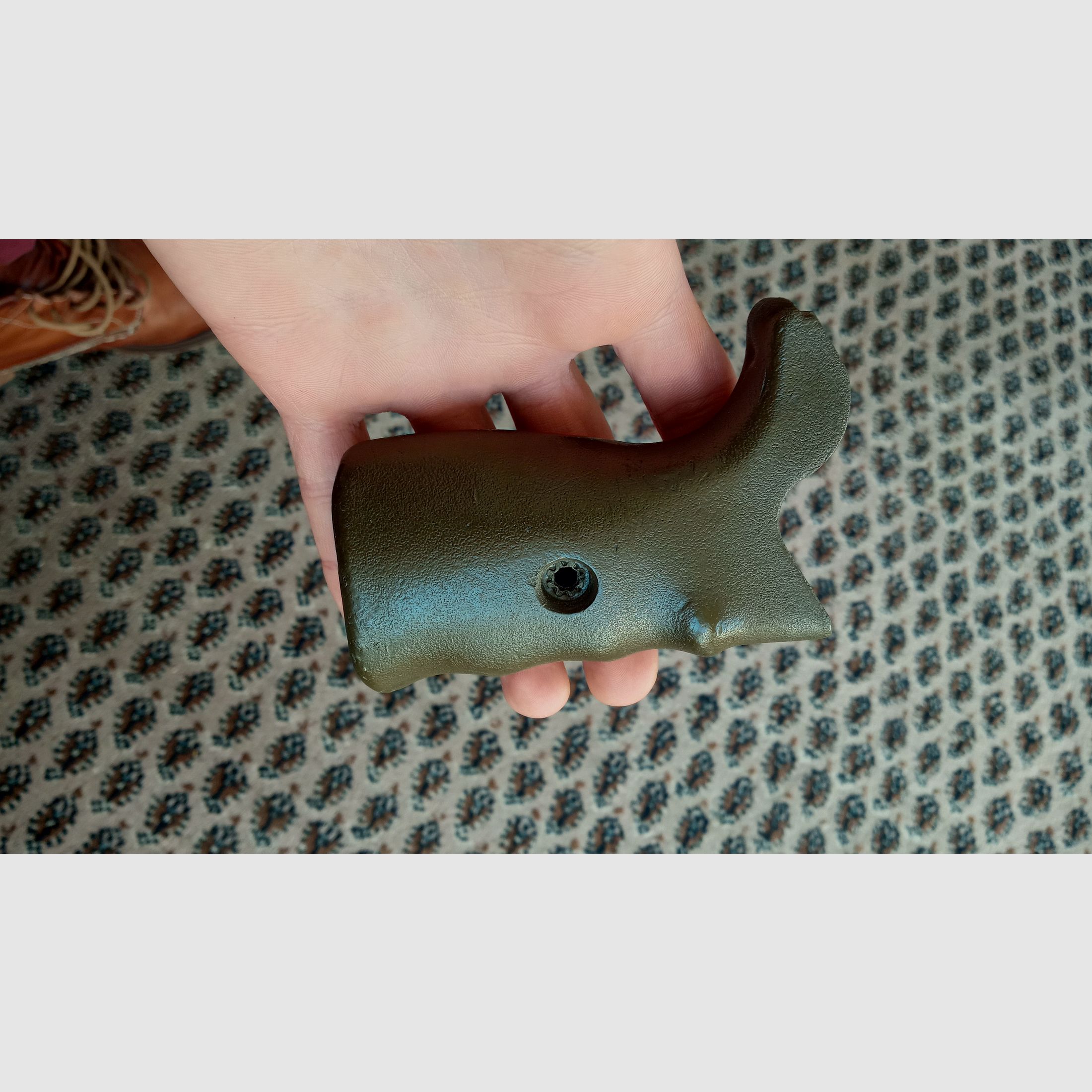 G3 Pistolengriff tiefes speckiges Oliv-Grün / stilistisch perfekt für Holz Handschutz // Polymer Griff