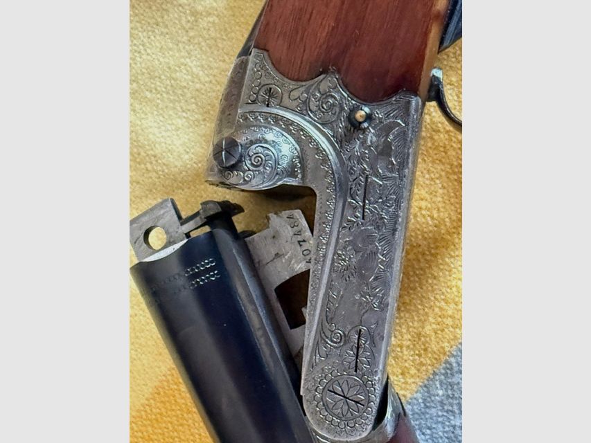 Double shotgun, Michuel Larranaga - Spain, caliber: 16/70 with engraving on lock plates