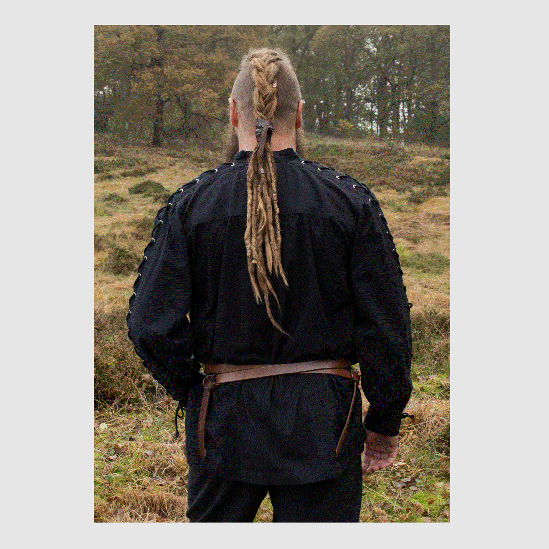 Middeleeuwse shirt Corvin met vetersluiting, zwart