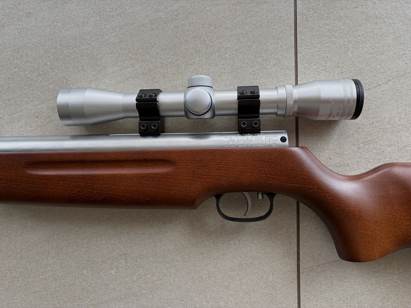 Weihrauch HW35 K Cal. 4,5 mm (.177) con scope y Weihrauch suppressor – Like new