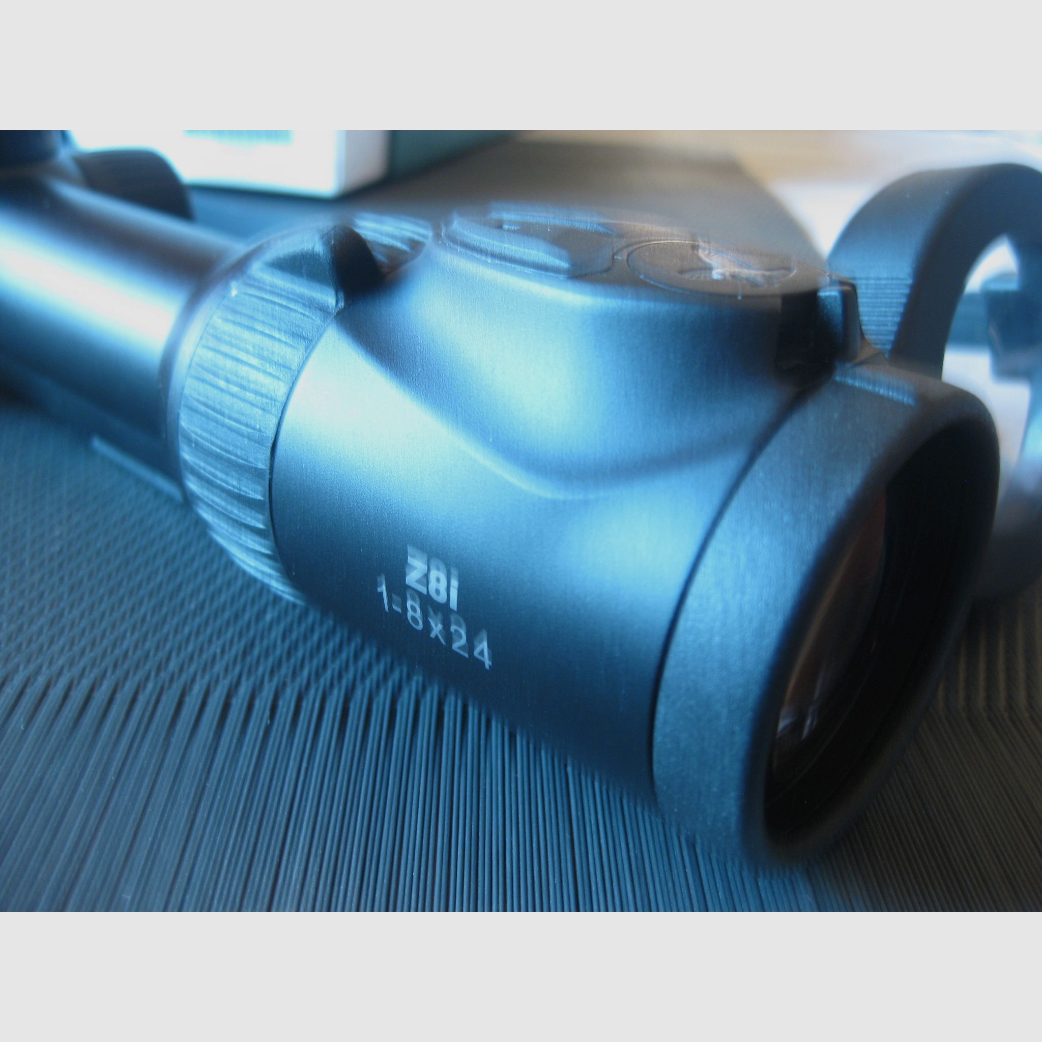 LIKE NEW TOP Swarovski Z8i as 1 - 8 x 24 SR Abs. 4A-i and orig. Blaser saddle mount (high)! No ZEISS-LEICA-SAUER-MAUSER-GPO