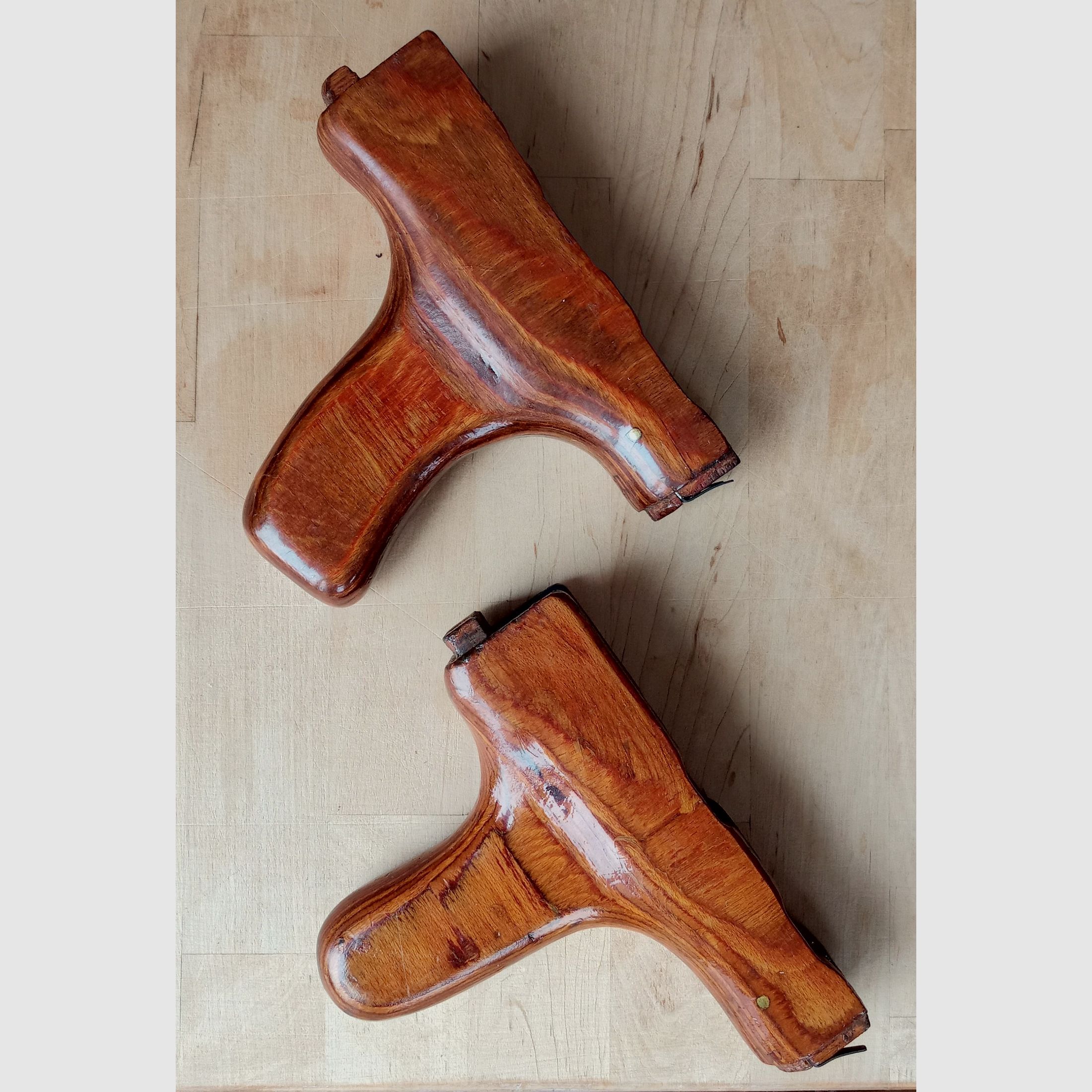 #1 Rumänischer AKMS unterer Handschutz s.g. Esel-Pimmel (Uluc) für Unterlaufklappschaft Schichtholz Romy Dong PM md.65 & oberer Laminat Handschutz russisch.