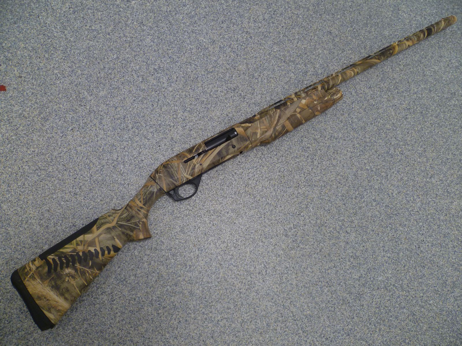 Self-loading shotgun Benelli M2 Comfortech Camo 12/76