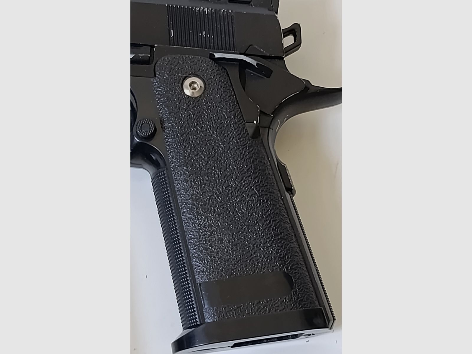 Pistol, airsoft, spring-powered