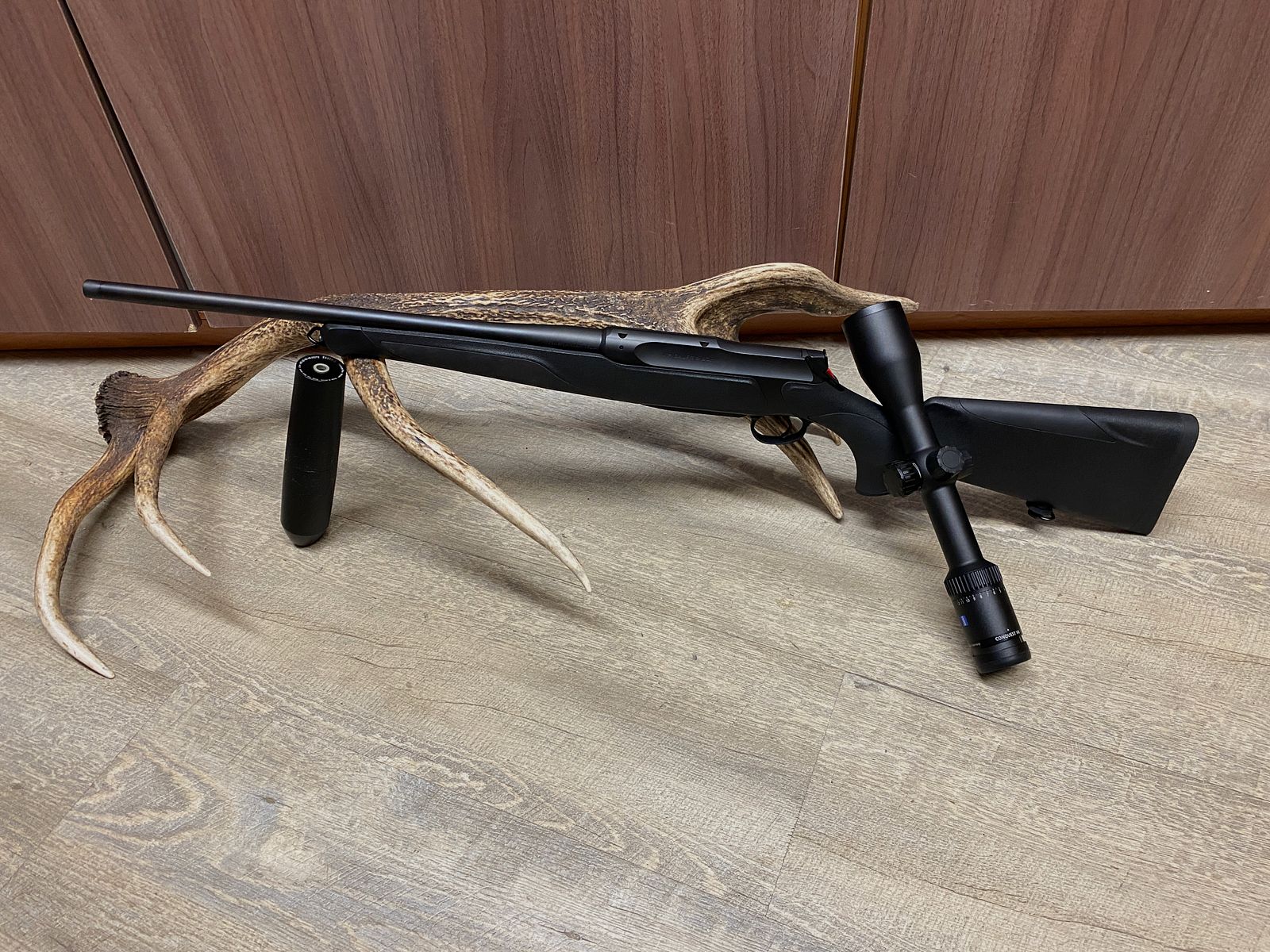 Sauer 505 Ergo Max, mit Zeiss Conquest V6 2-12x50 M, mit Schiene