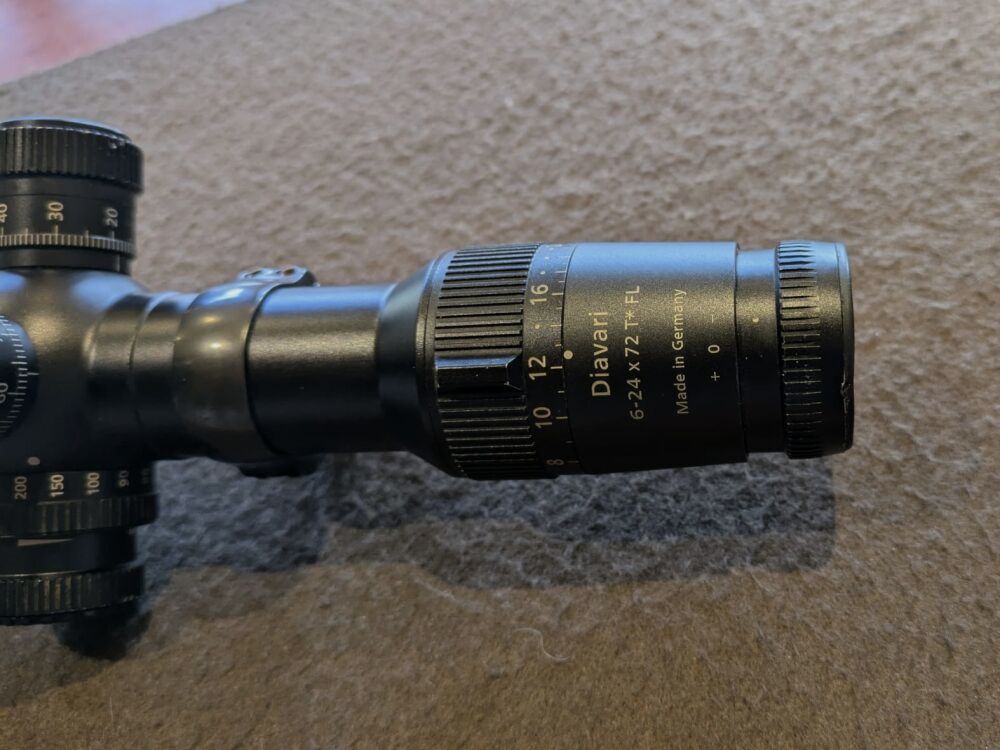 Zeiss Diavari 6-24x72 T* FL // SELTEN // inkl. Schwenkmontage-Oberteilen !