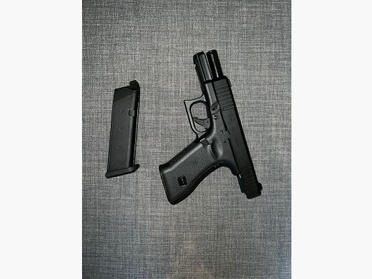 Glock 45 Airsoft mit Metallschlitten GBB 6mm BB schwarz