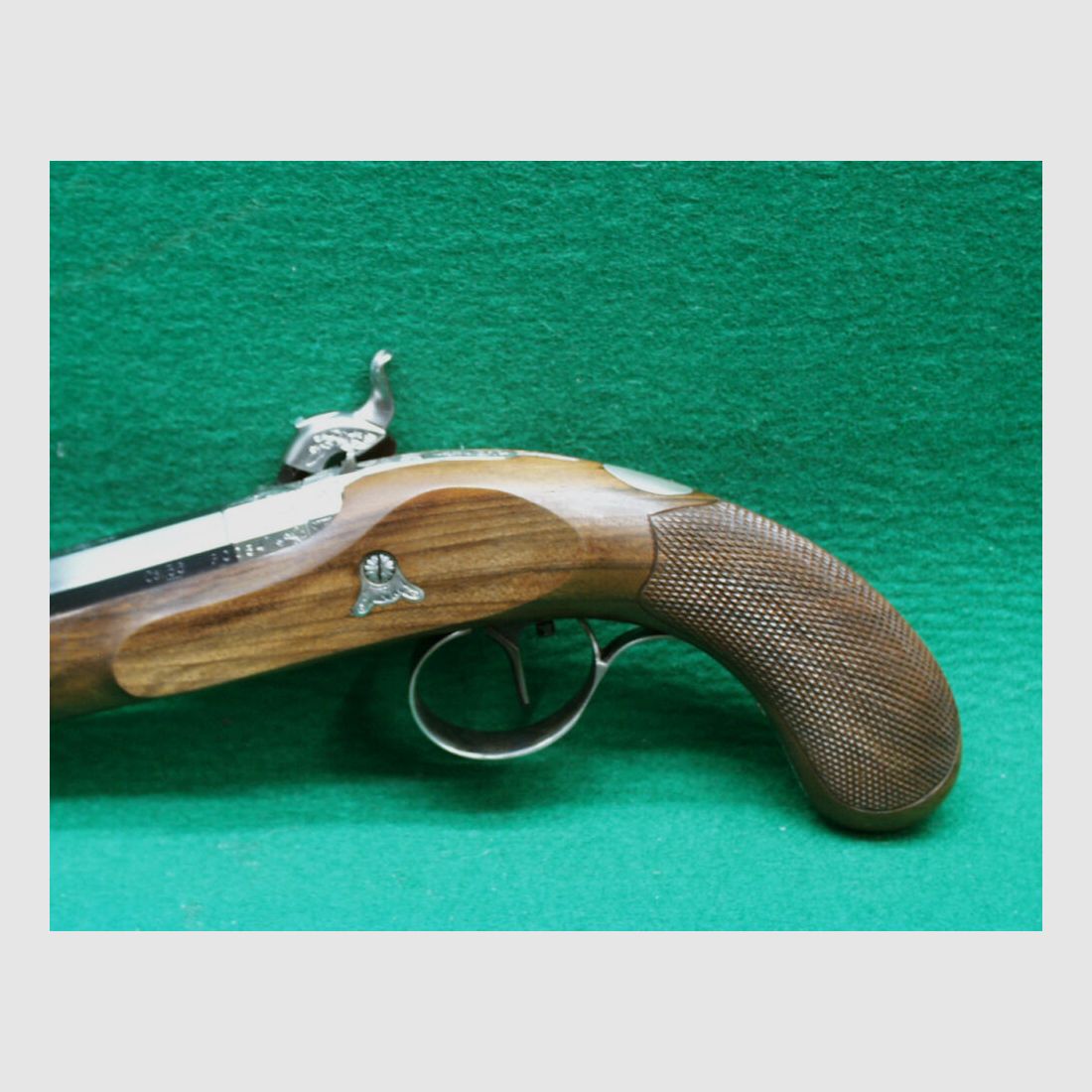 Artax	 Mortimer Pistole, Mod. Venice Kal.36 Perk., graviert