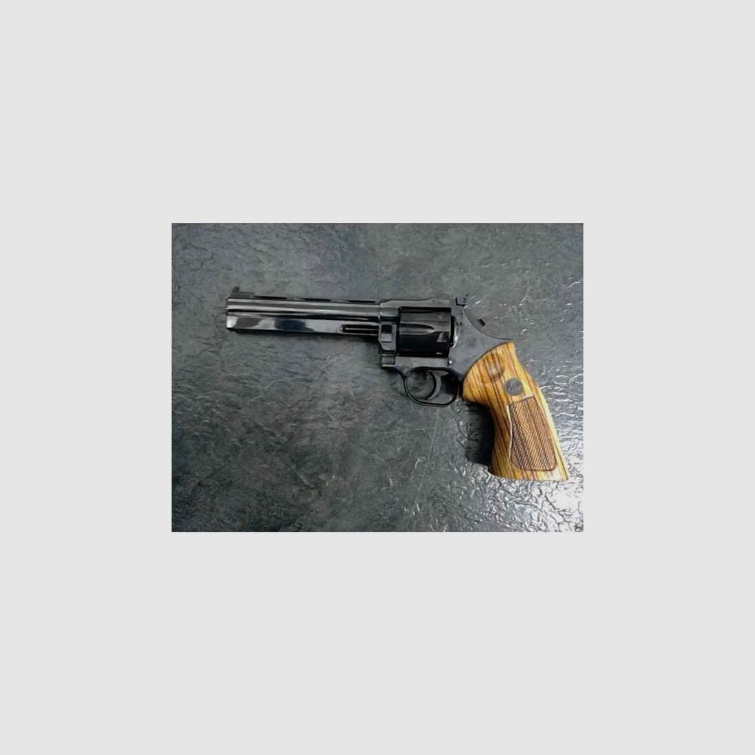 Revolver Dan Wesson Kal.357Mag. gebraucht