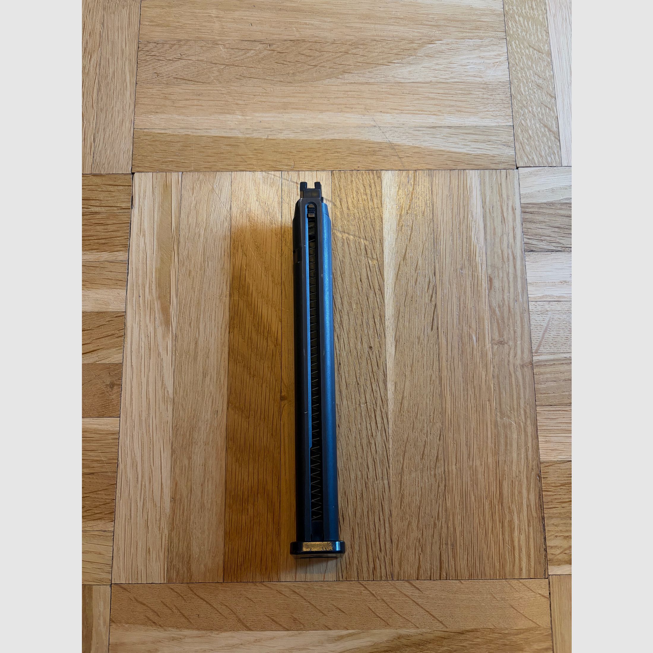 Tokyo Marui Glock 50 Schuss Magazin GBB – Top Zustand