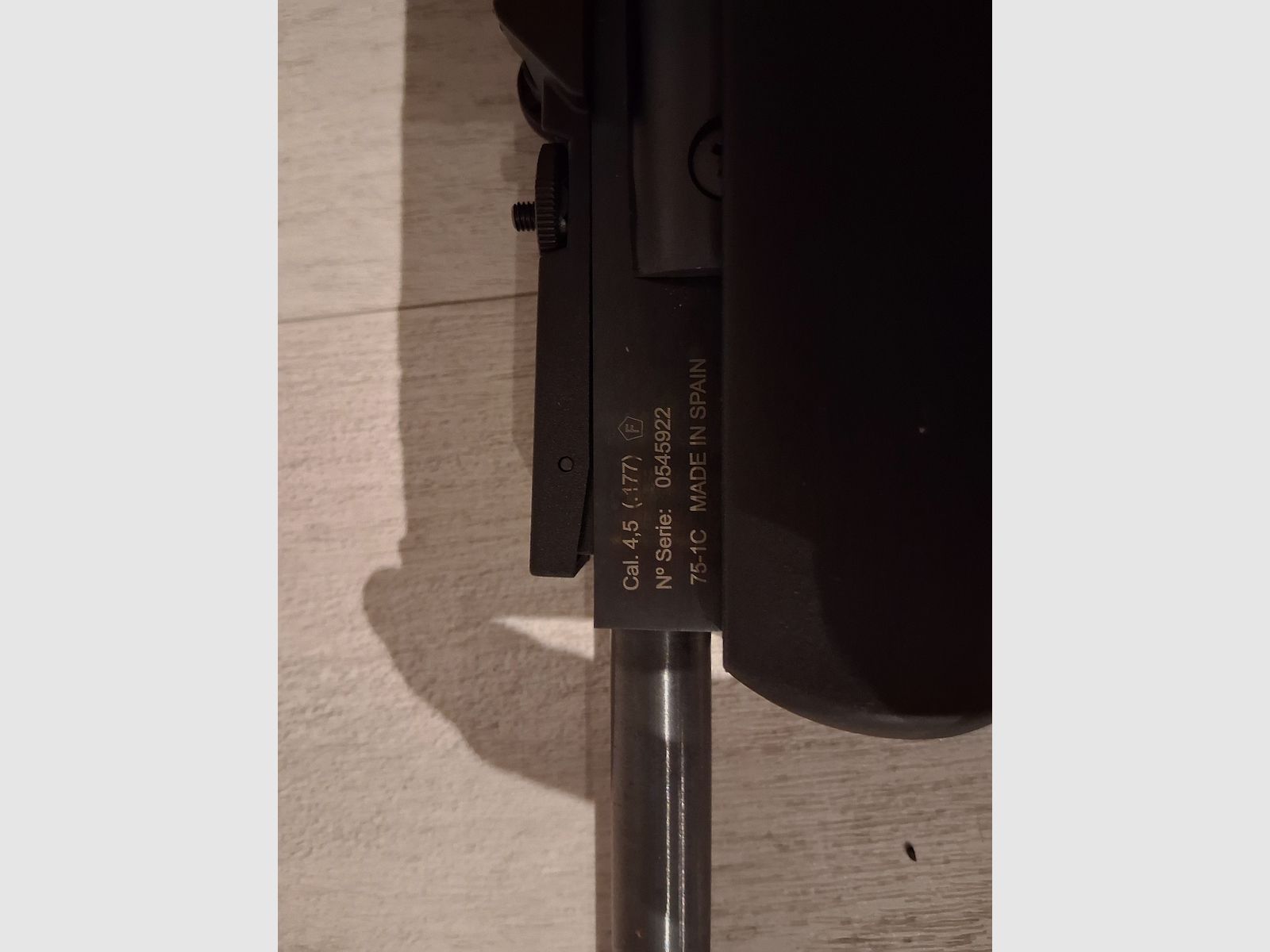 LUFTGEWEHR Norica Modell: Titan / System: Federdruck, Knicklauf / Kaliber: 4,5 mm (.177) Diabolo