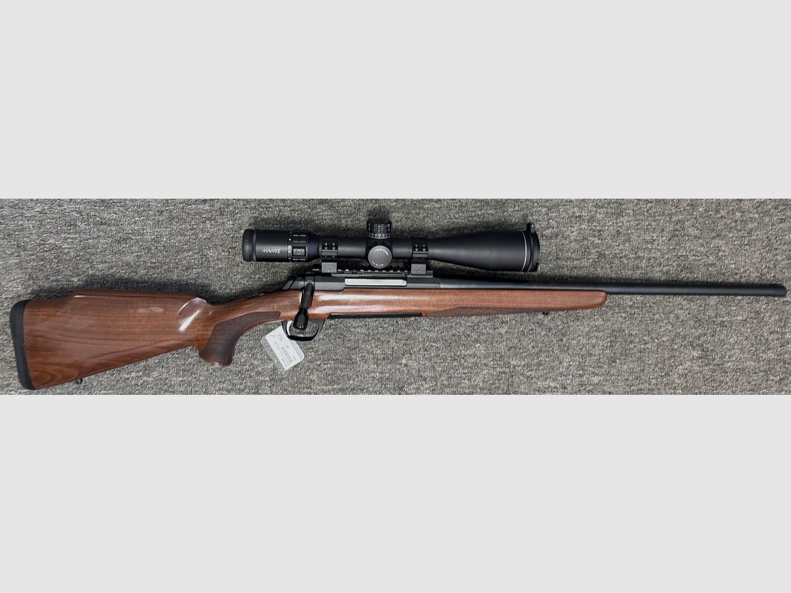 Browning X-Bolt .30-06 mit Mündungsgewinde, Zielfernrohr
