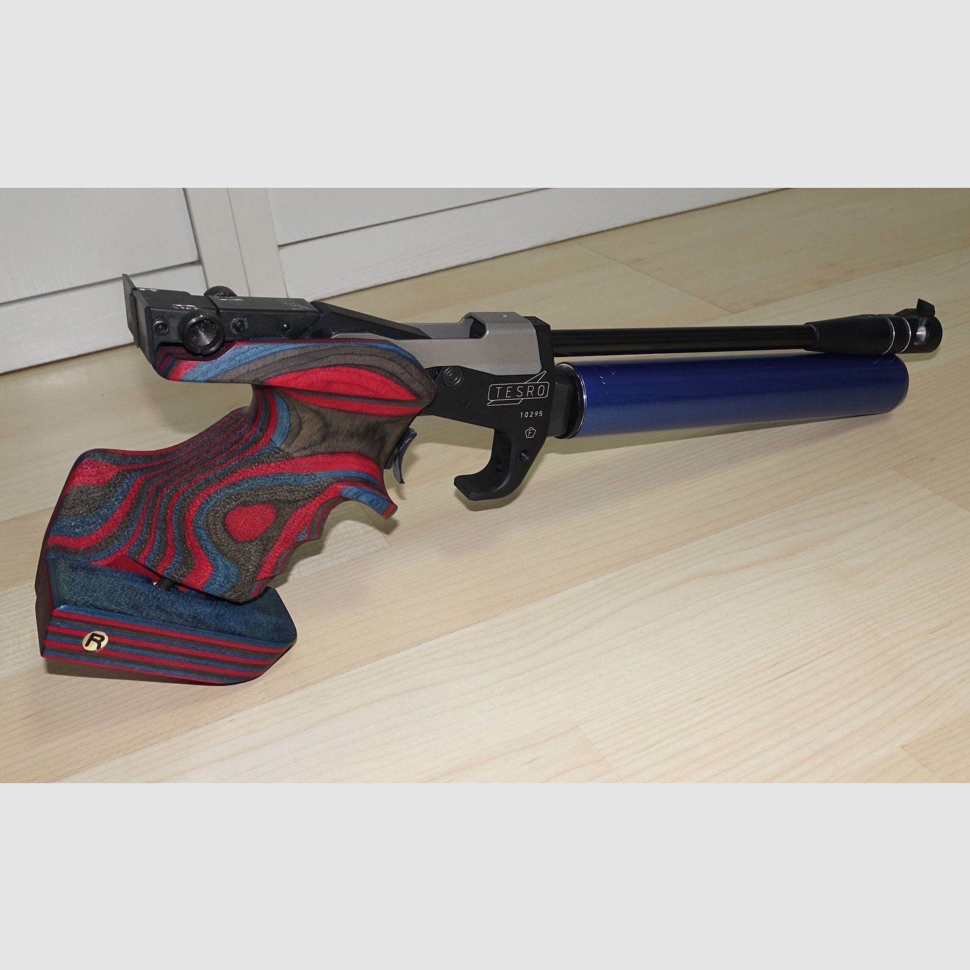 Tesro Pressluft Matchpistole PA10 / Top Zustand mit Zubehör
