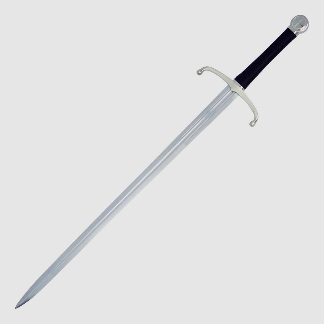 Épée de chevalier avec fourreau et passant de ceinture