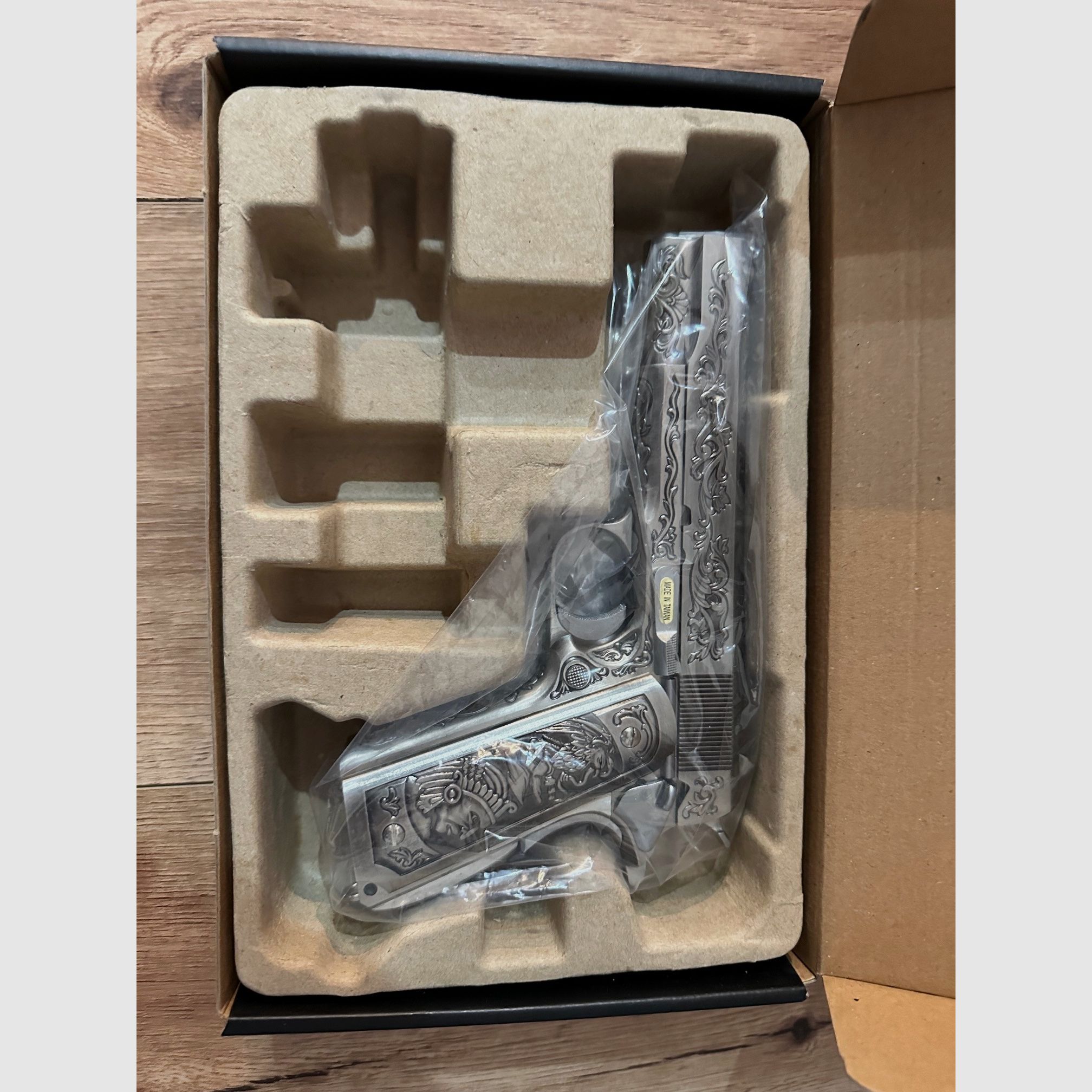 Novritsch SSR15 + 1911 Drug Lord  mit Zubehör