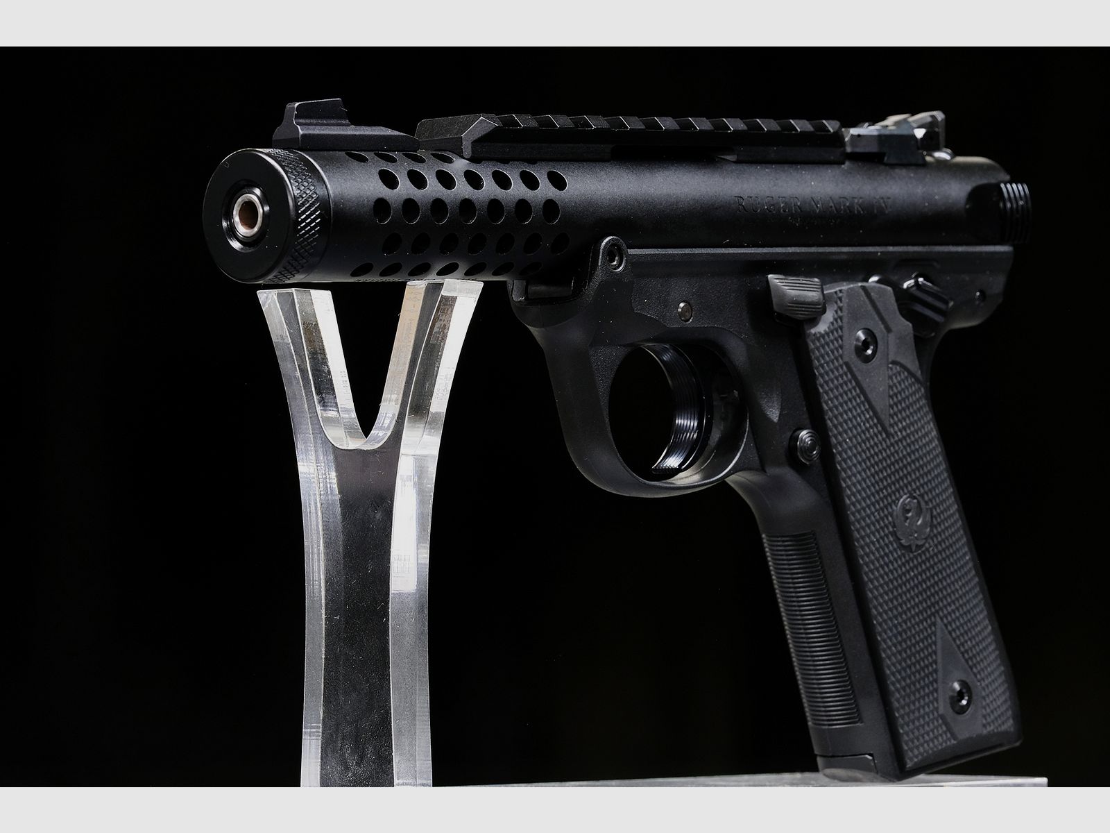 Ruger Mark IV 22/45 Lite, image 4 sur 7